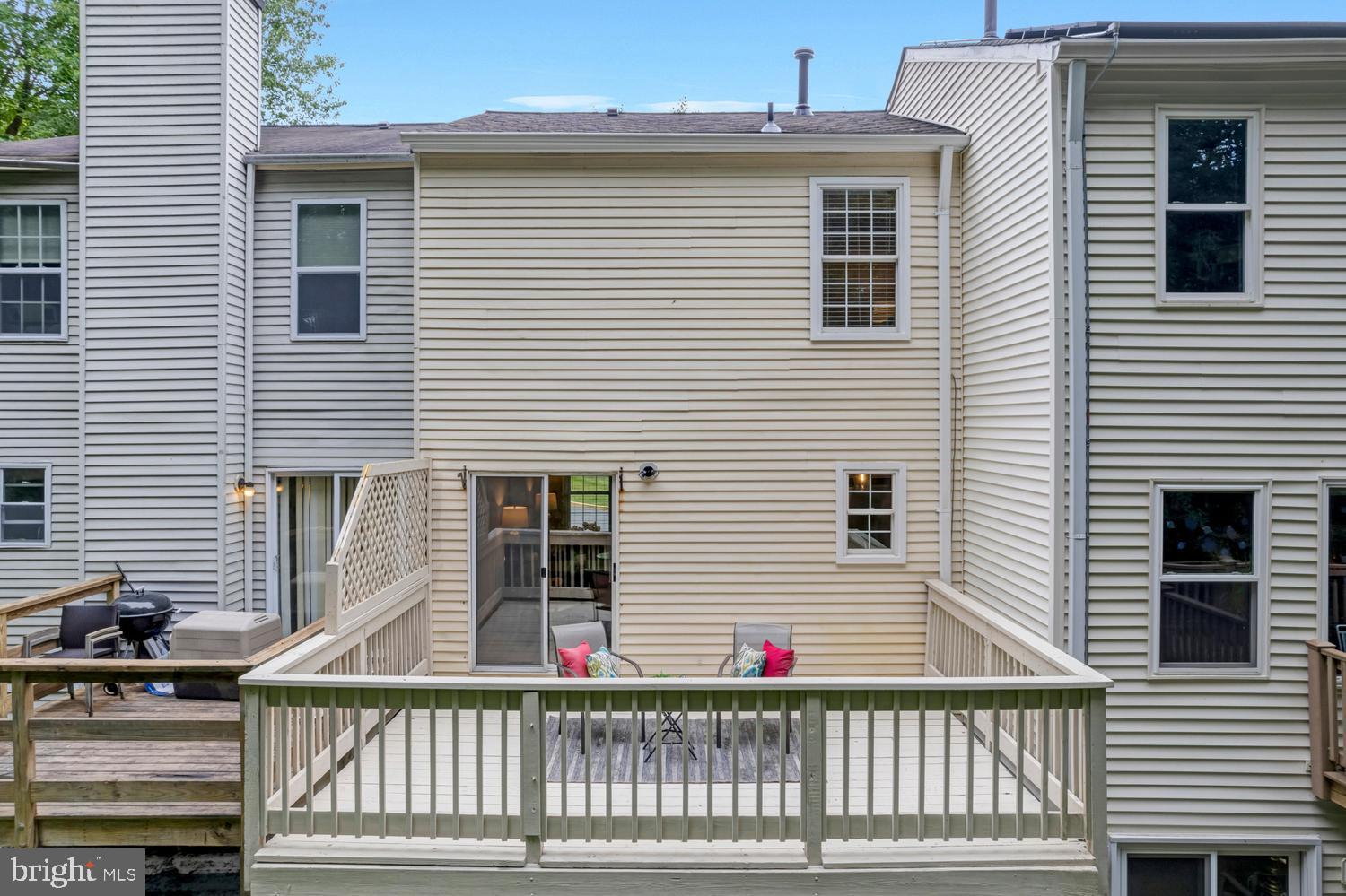 BONIFANT WOODS - Residential