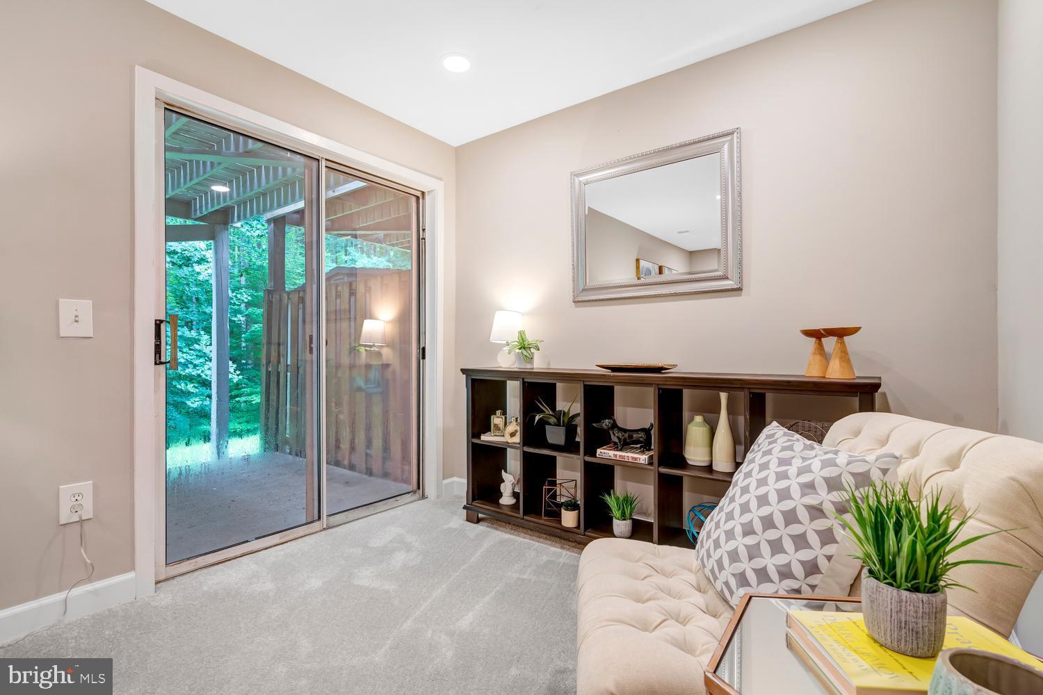 BONIFANT WOODS - Residential