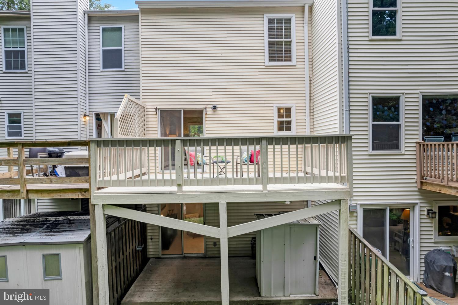 BONIFANT WOODS - Residential