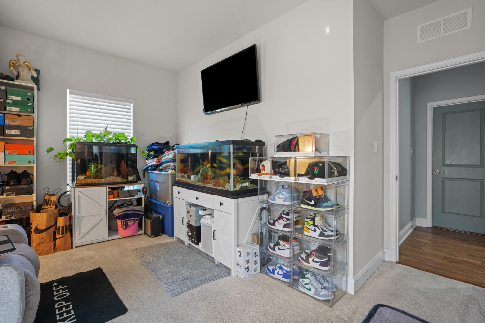BEECH CREEK - Residential