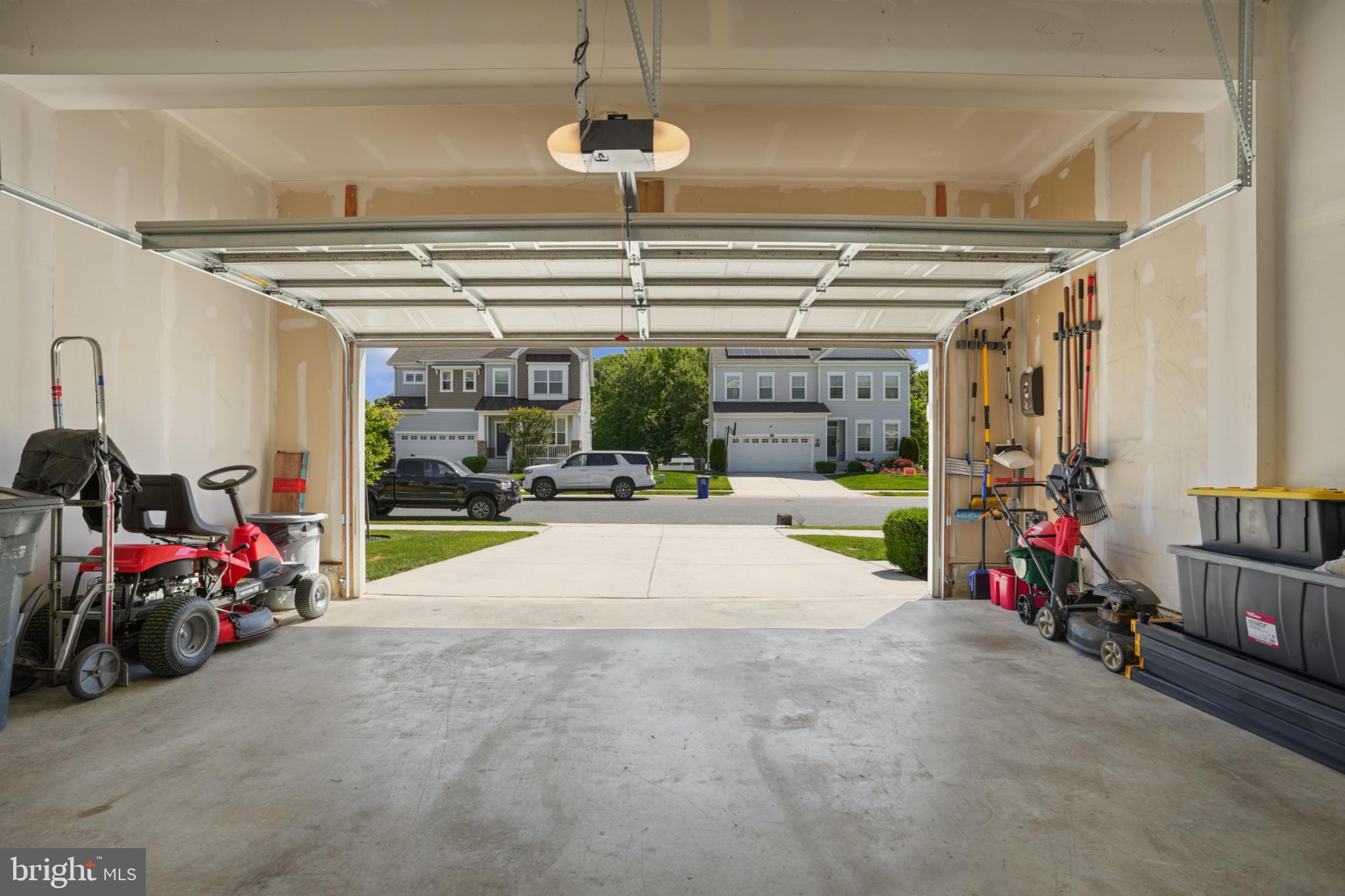 BEECH CREEK - Residential