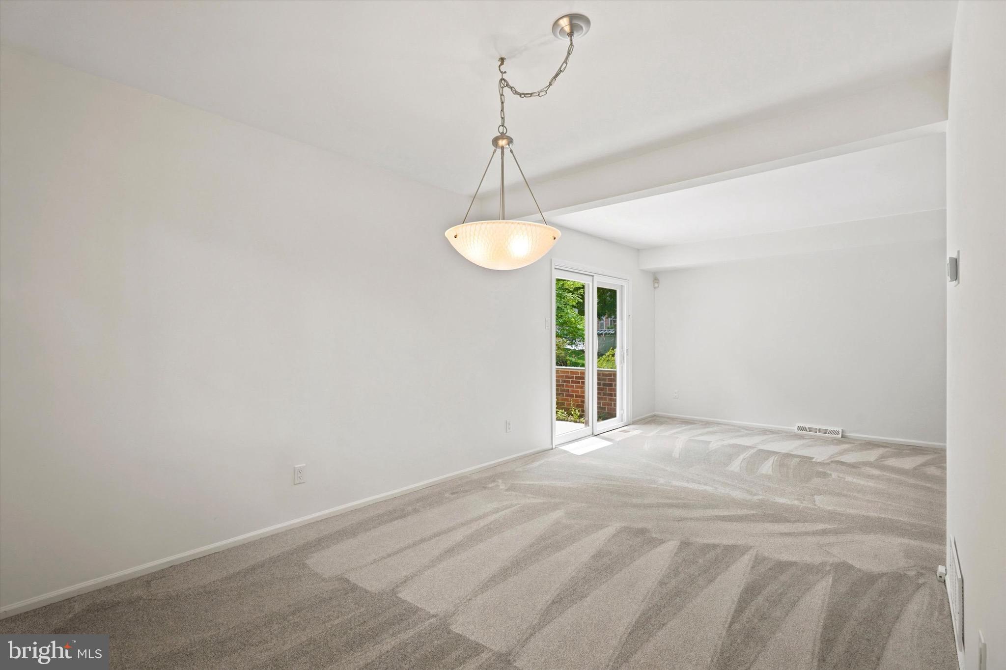 CHESTERBROOK SPRINGDELL V - Residential