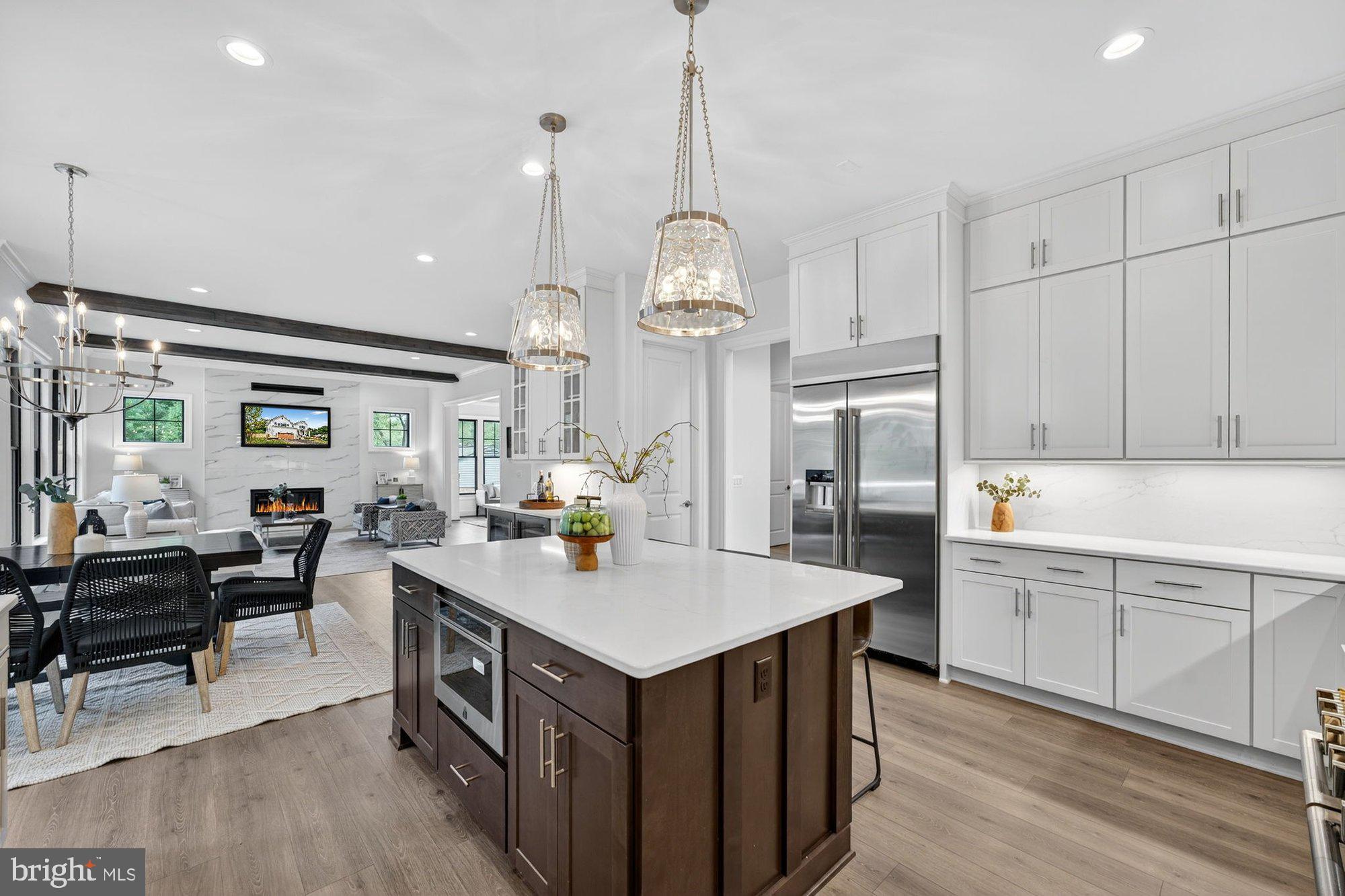 DEVON PARK - Residential