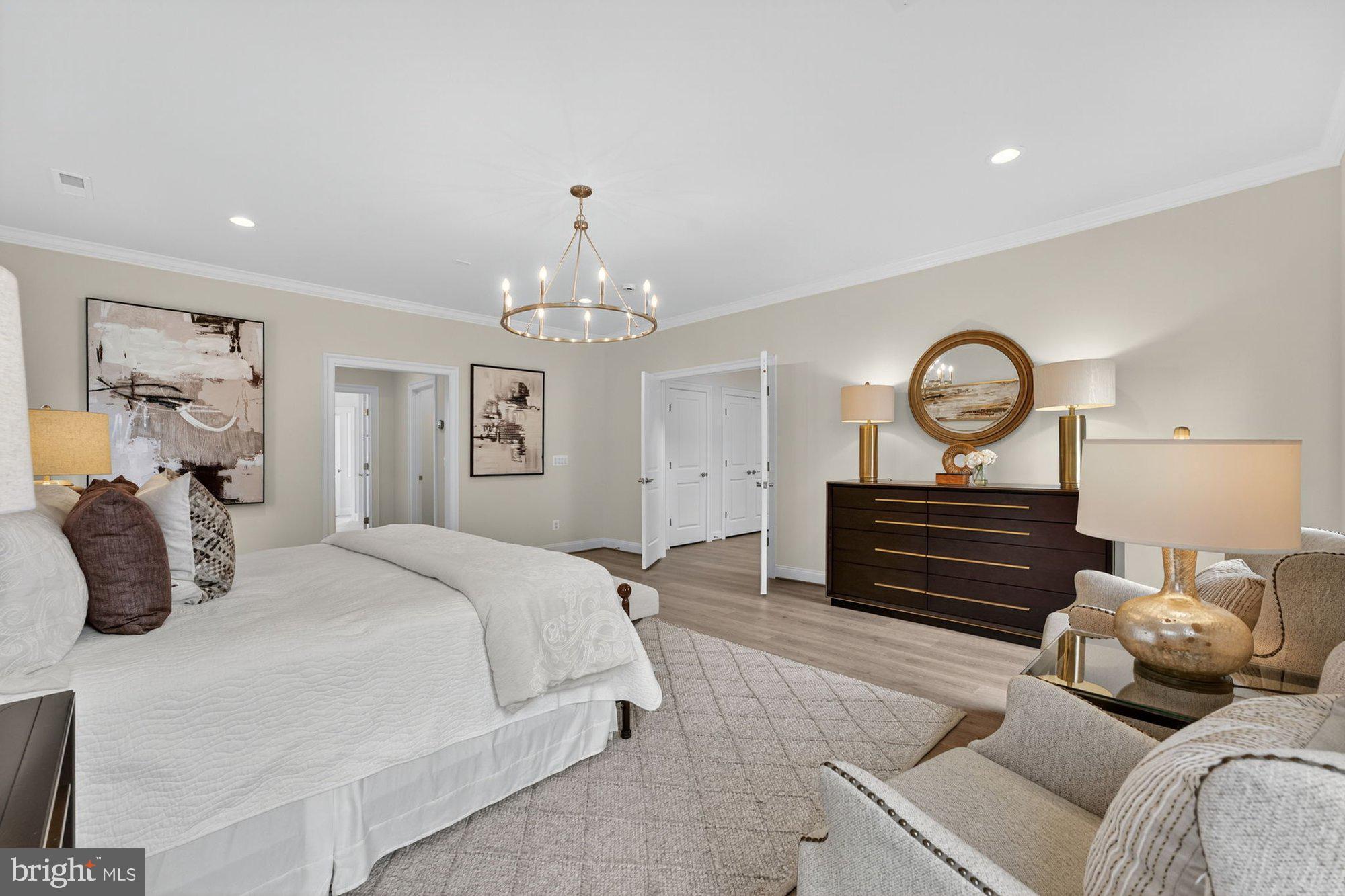 DEVON PARK - Residential