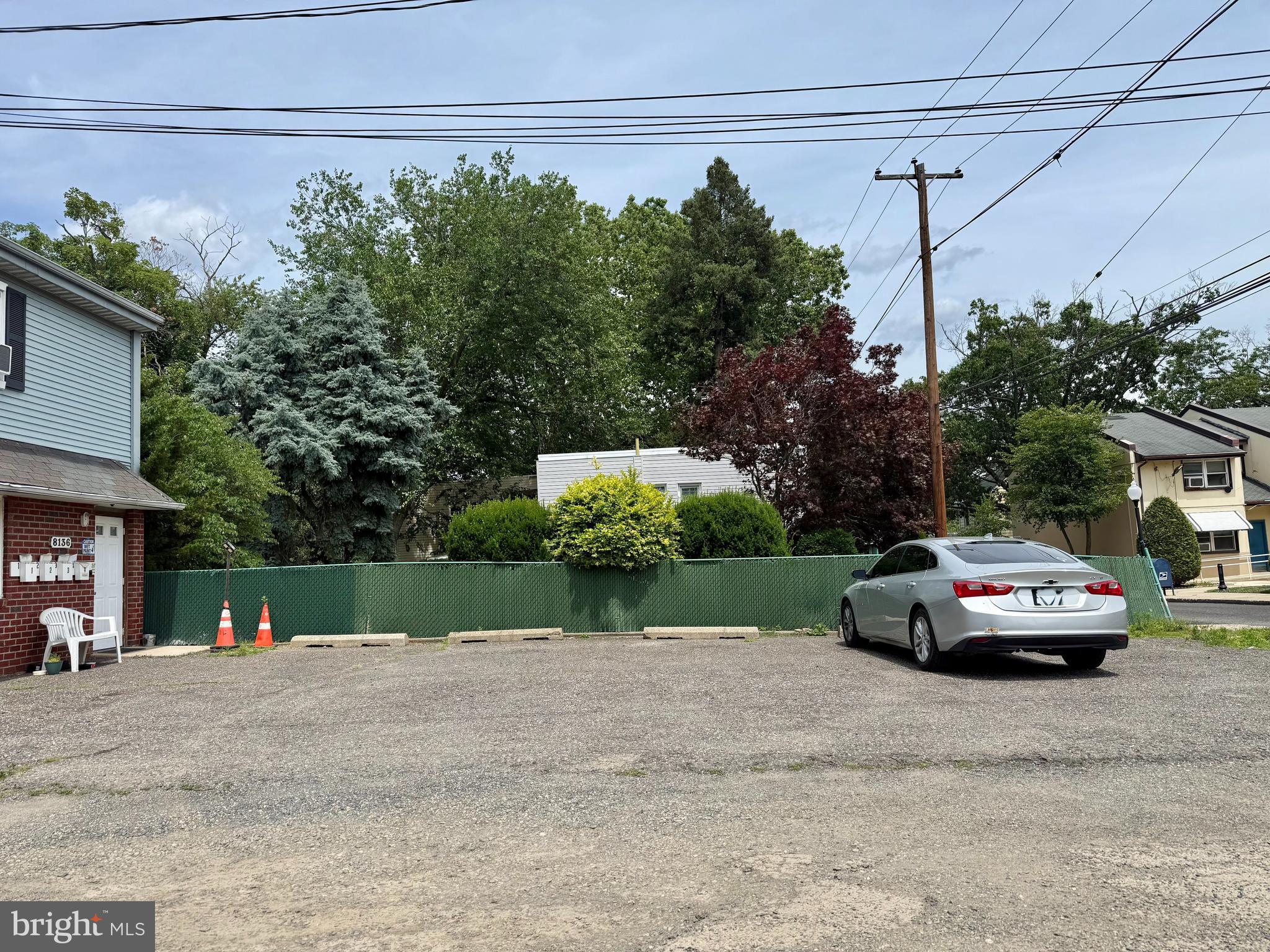 HOLMESBURG - Residential Income