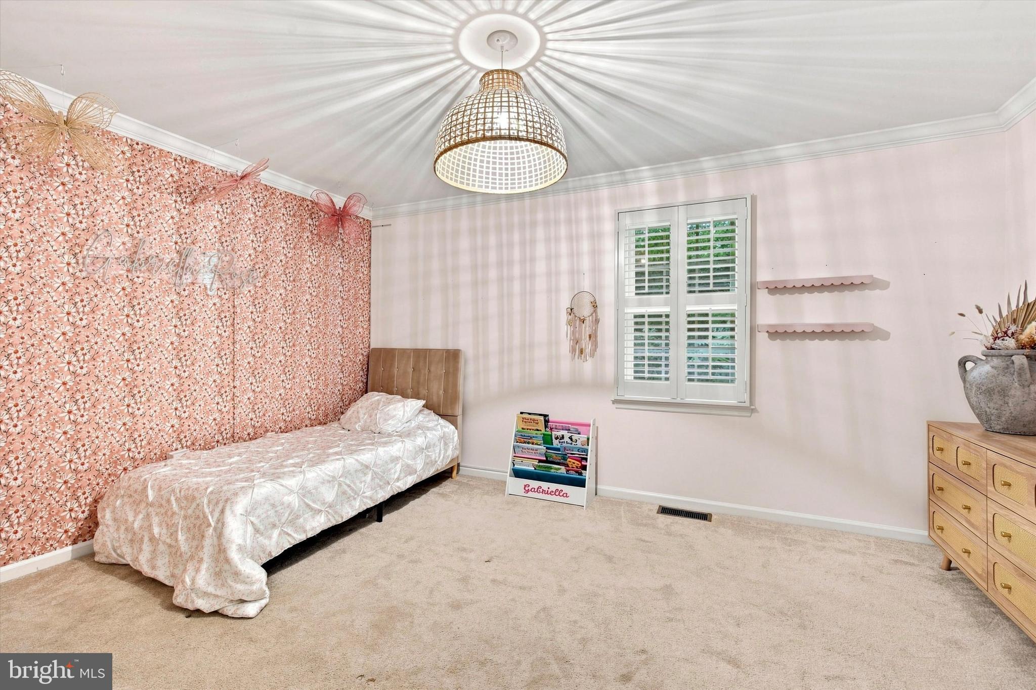 DEERFIELD KNOLL - Residential