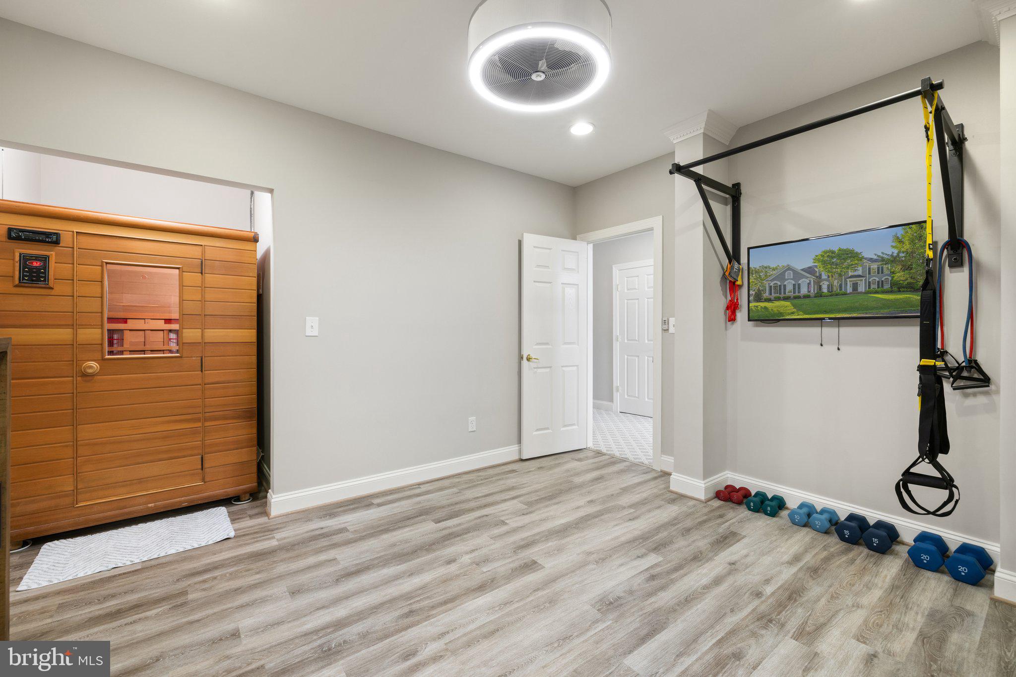 BEACON HILL - Residential