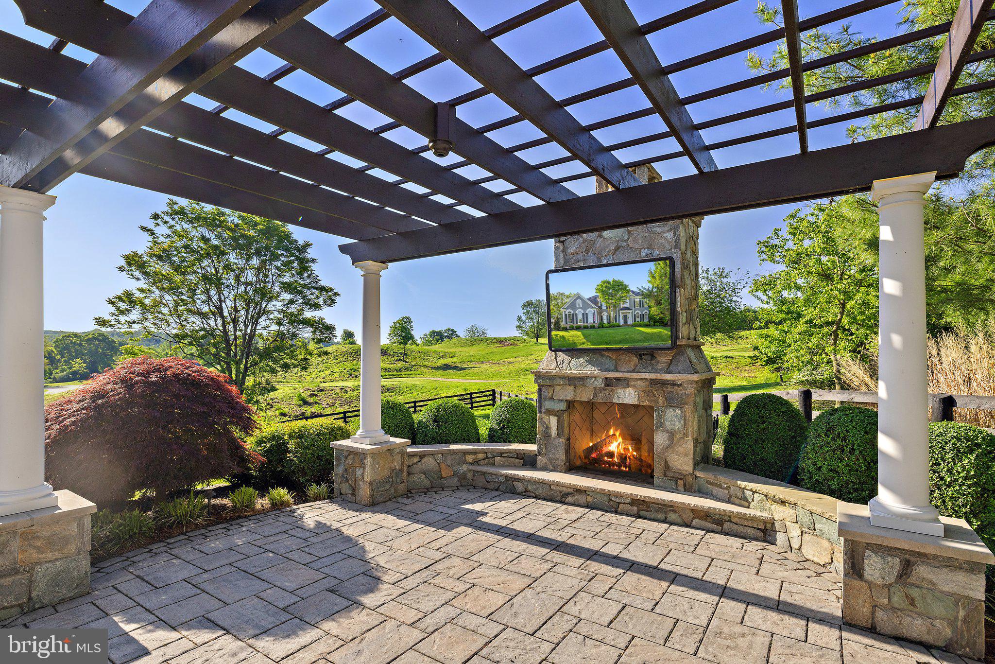 BEACON HILL - Residential