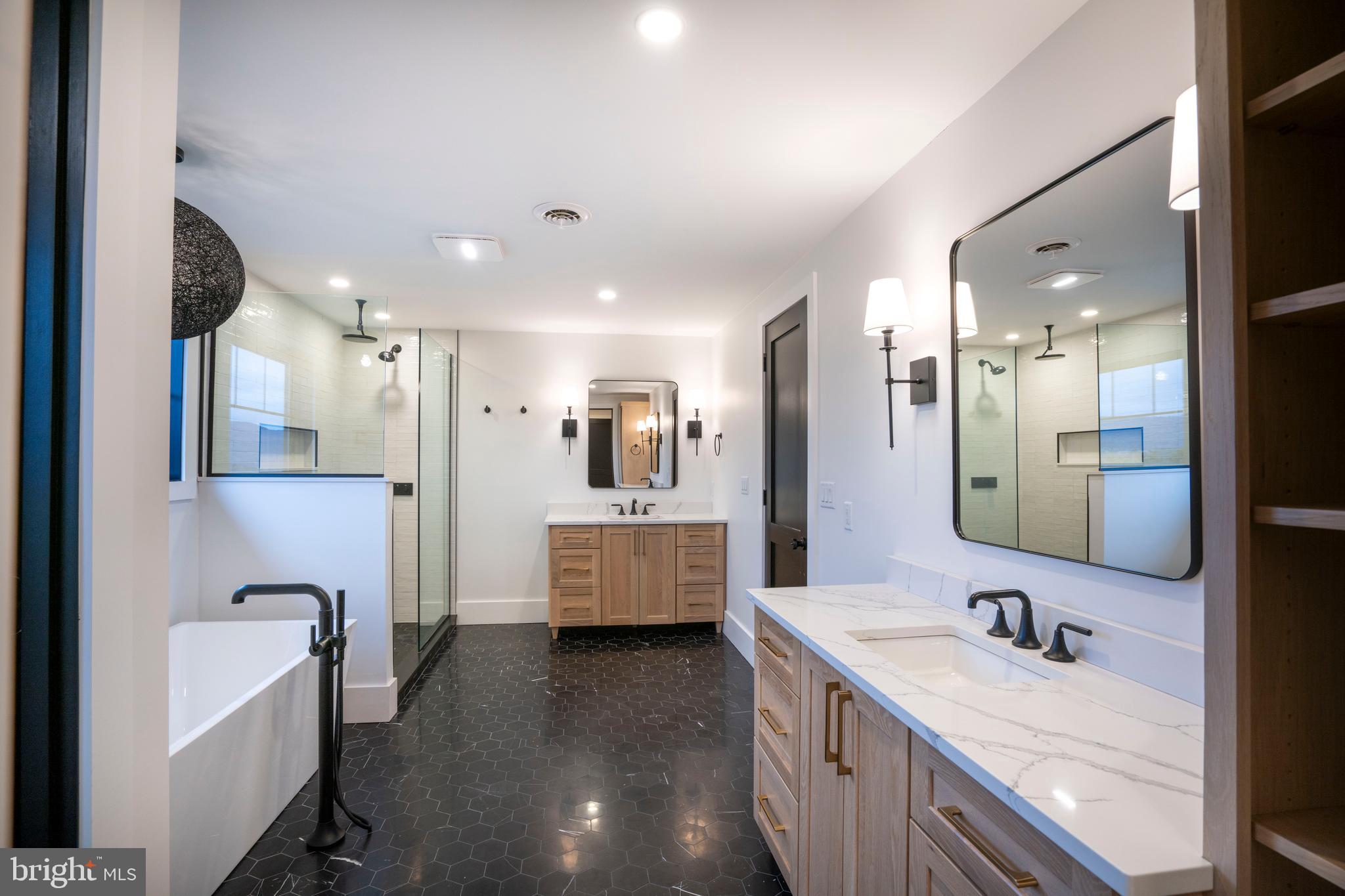 OAK GROVE - Residential