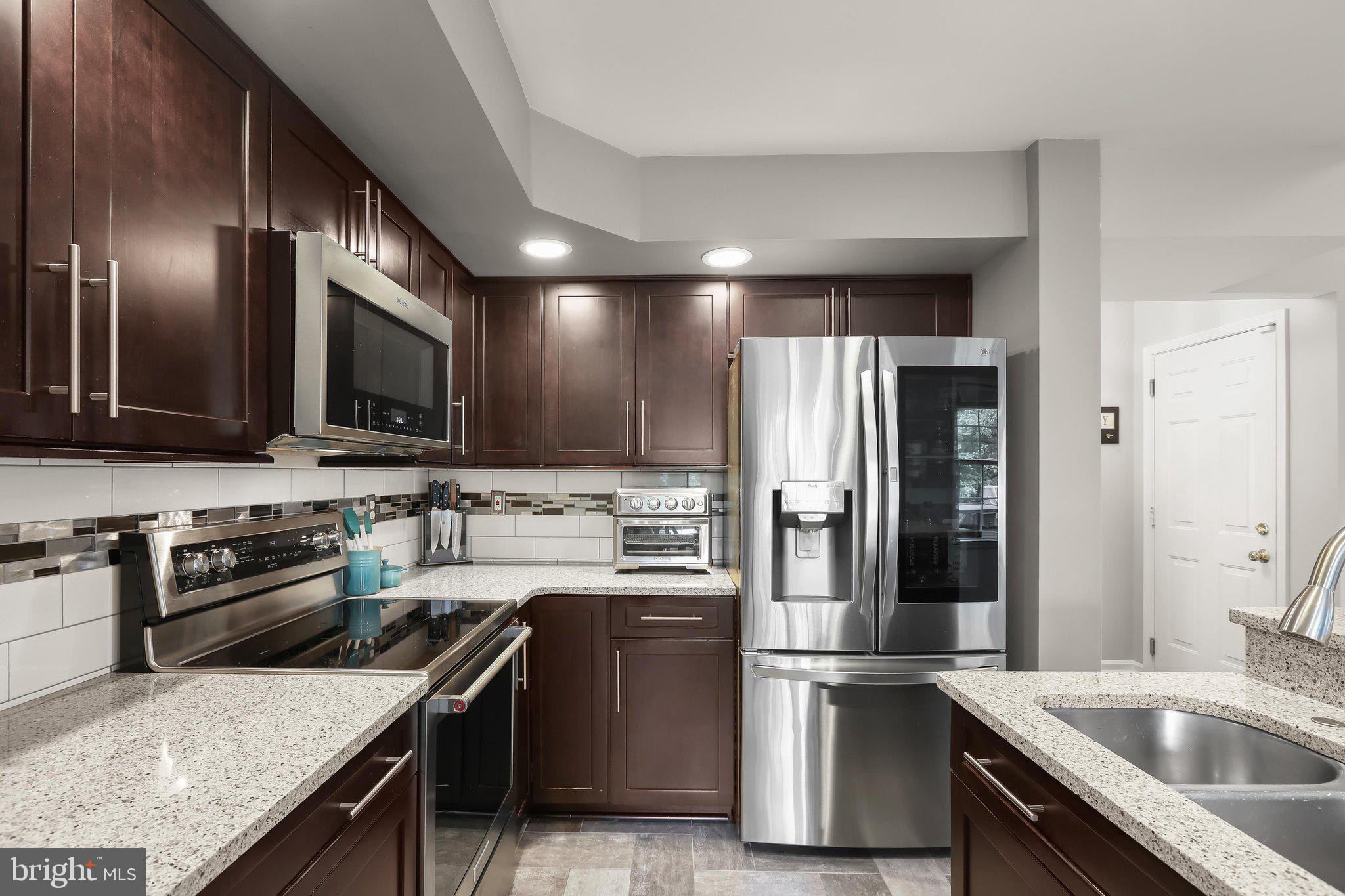 MANORWOOD - Residential