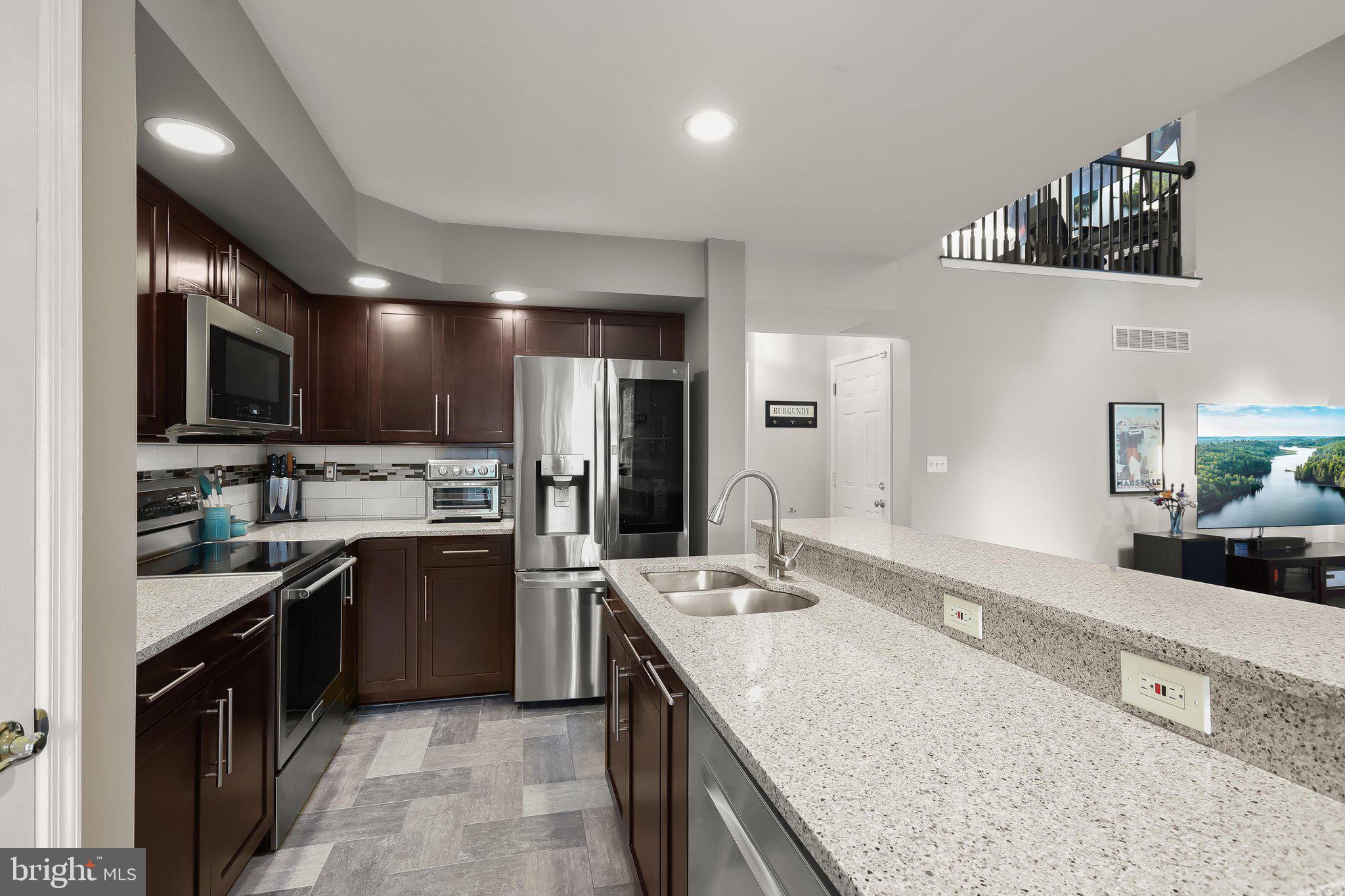 MANORWOOD - Residential