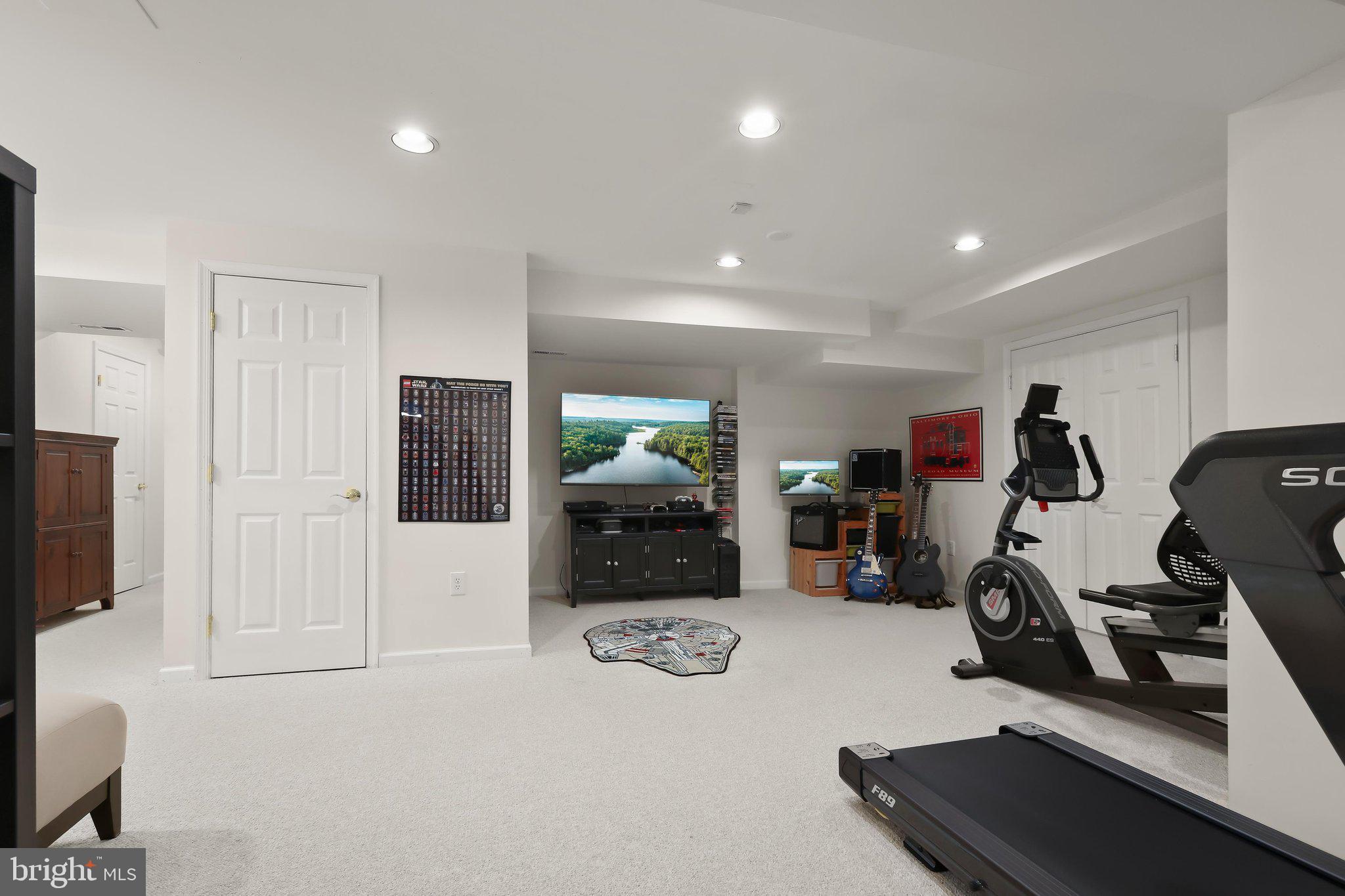 MANORWOOD - Residential
