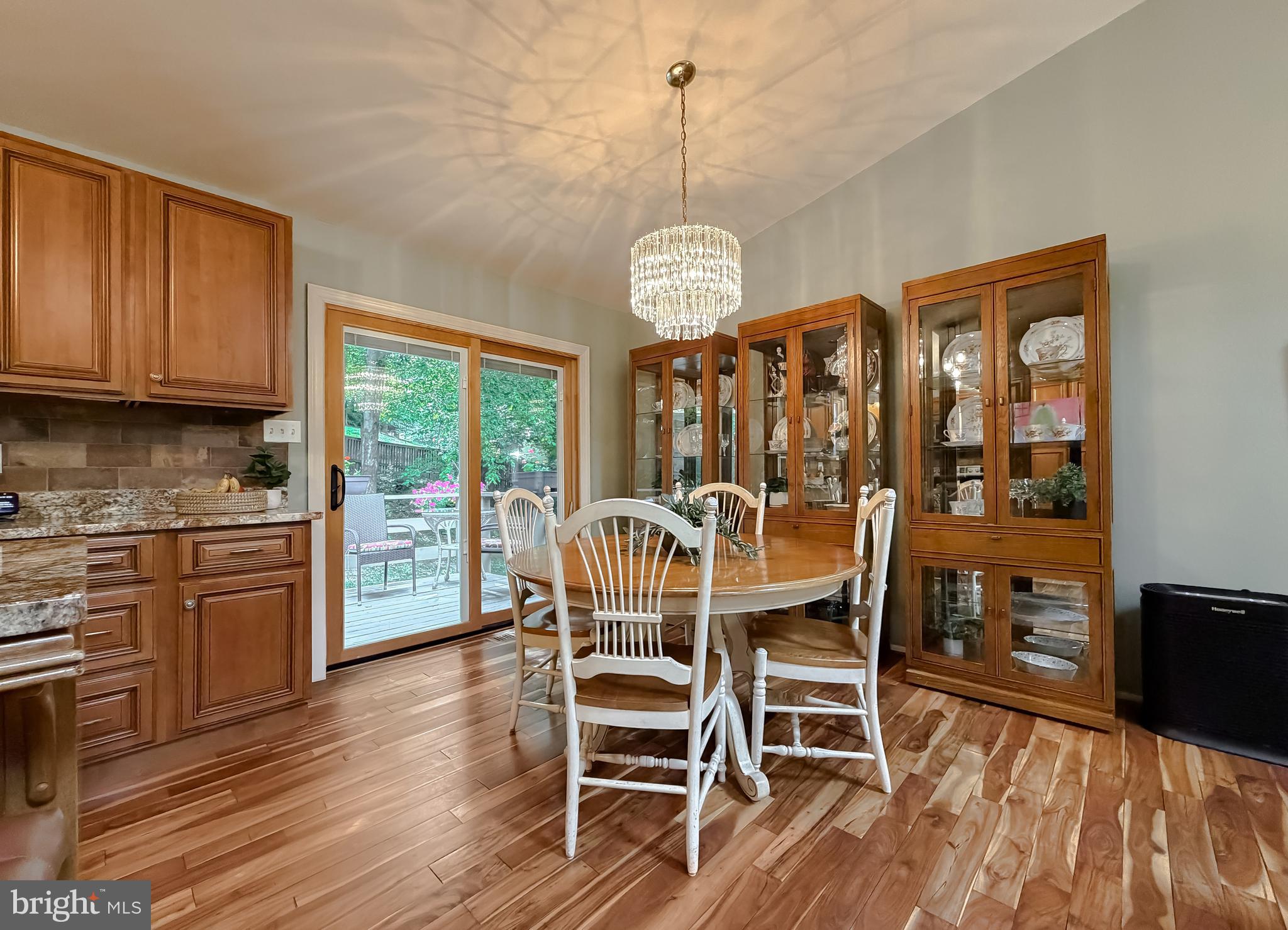 POPLAR WOODS - Residential