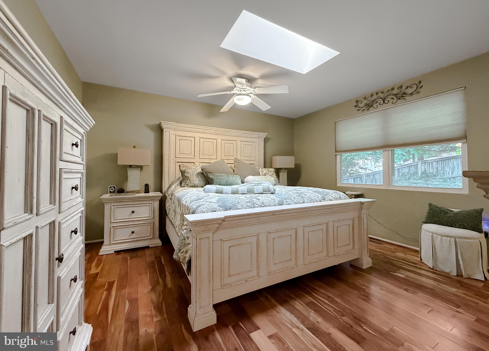 POPLAR WOODS - Residential