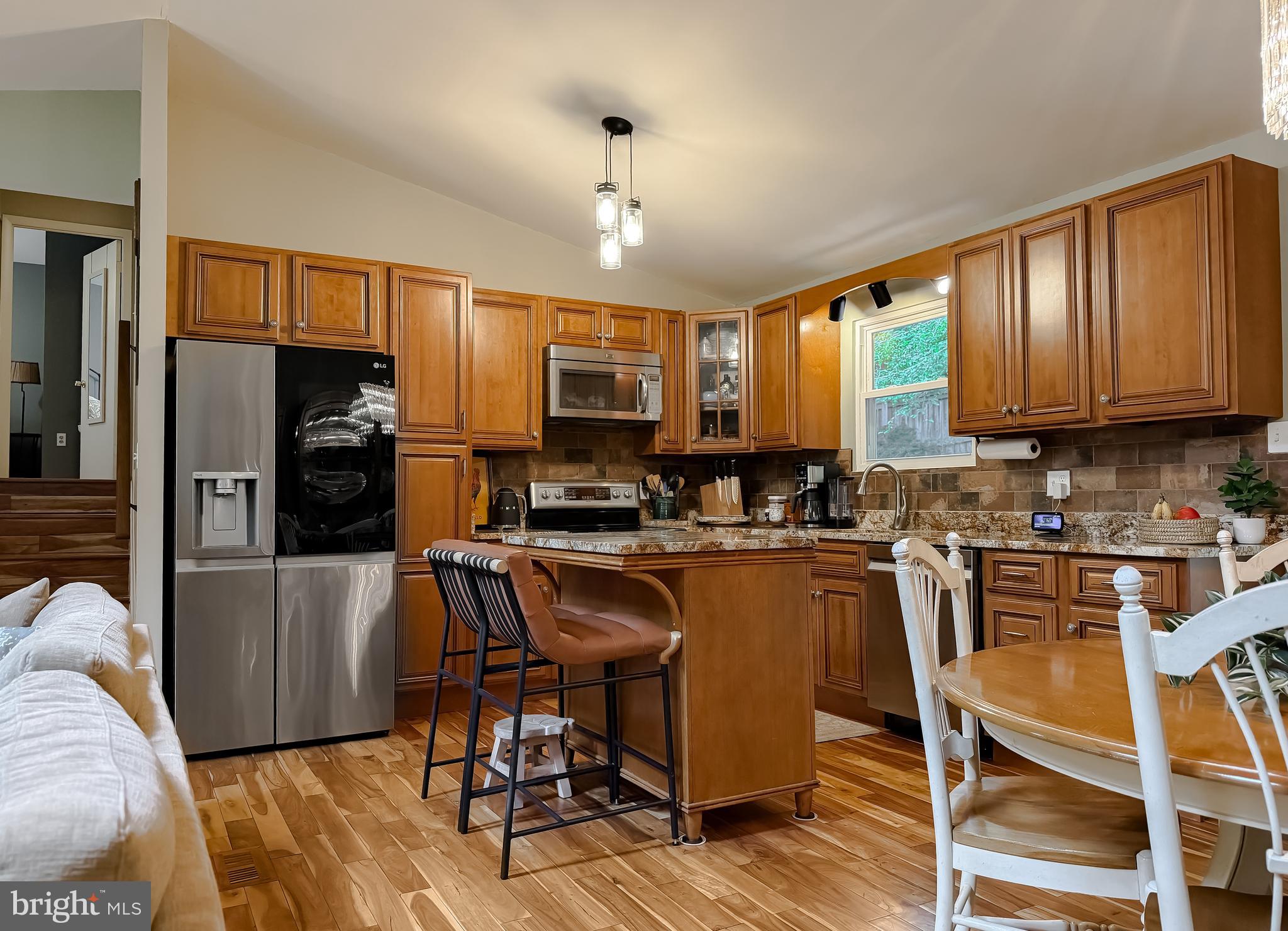 POPLAR WOODS - Residential