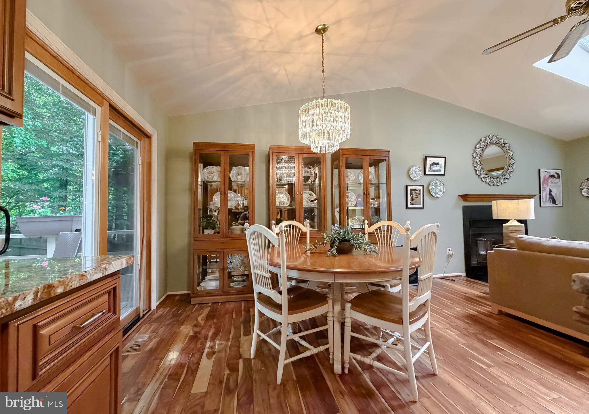 POPLAR WOODS - Residential