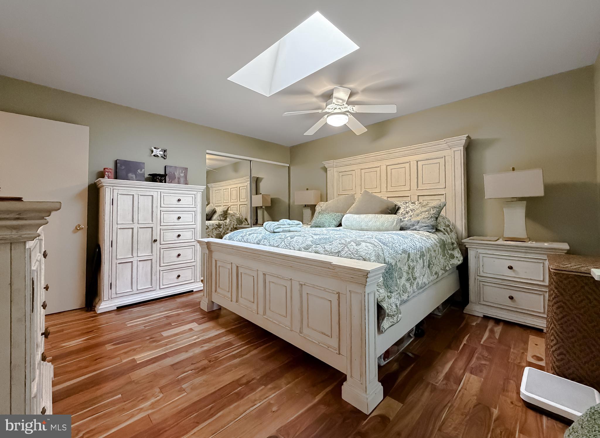 POPLAR WOODS - Residential