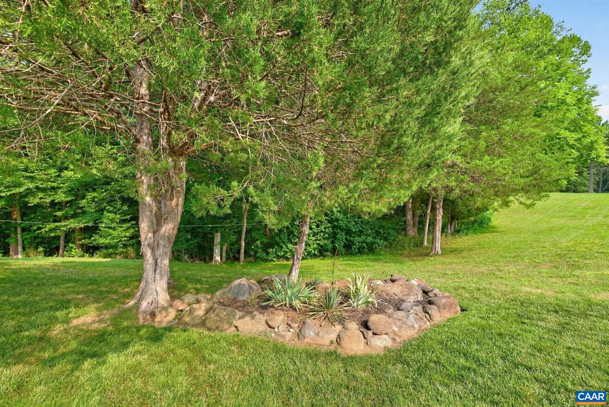 BROKEN ISLAND - Residential
