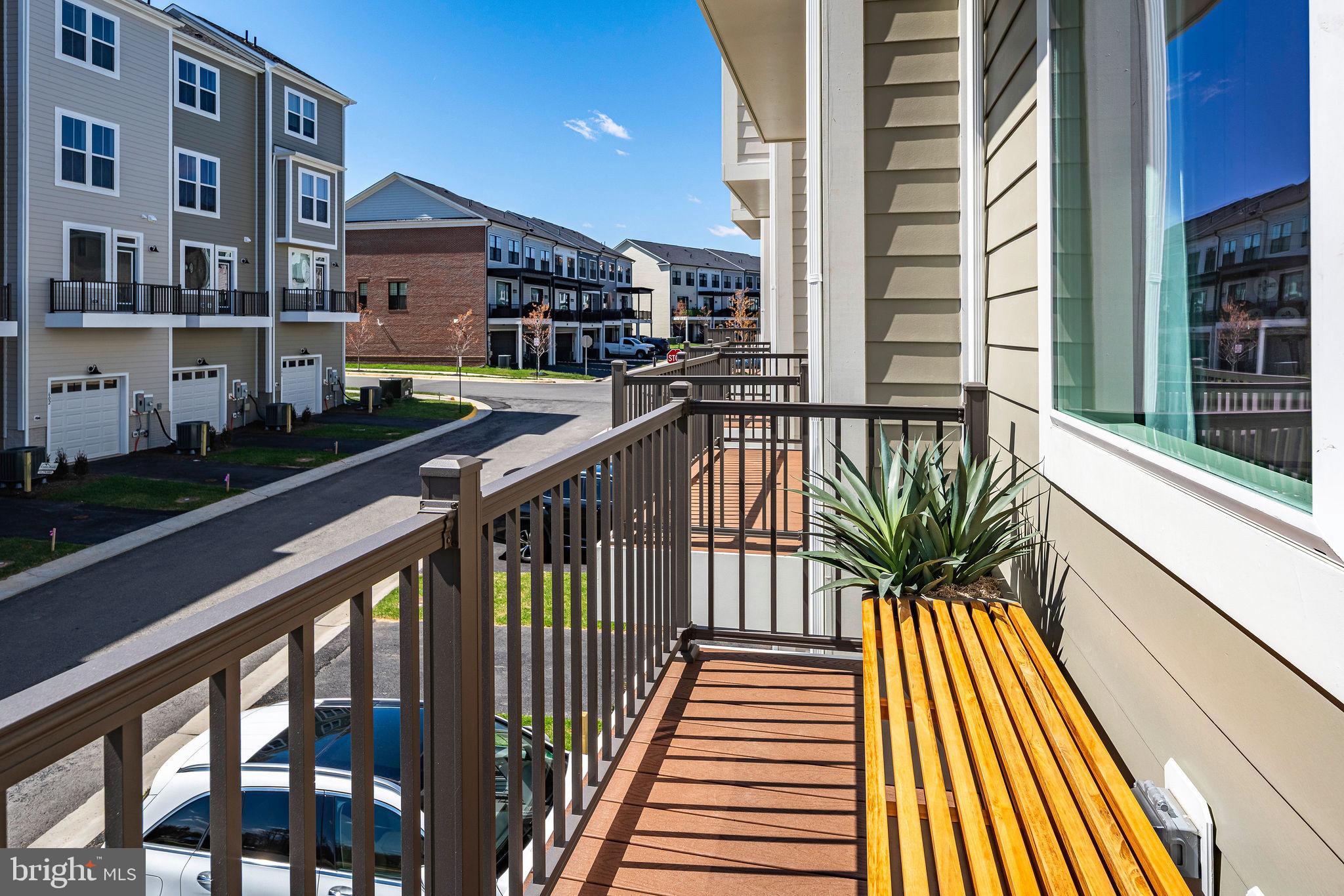 BELMONT BAY - Residential
