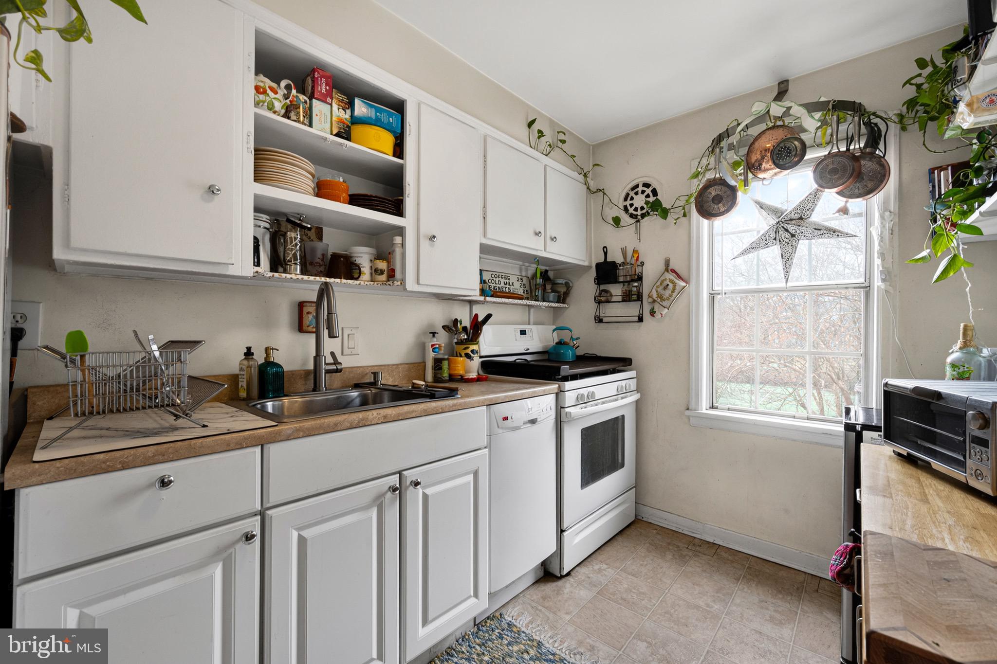 BELLE VIEW - Residential