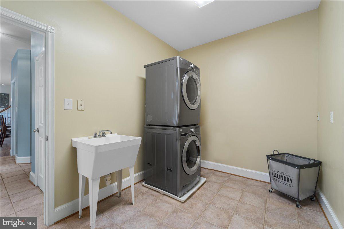 MILLBROOKE - Residential