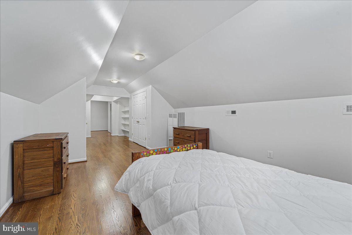 MILLBROOKE - Residential