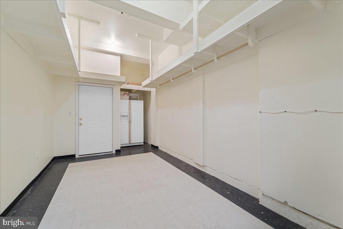 MILLBROOKE - Residential