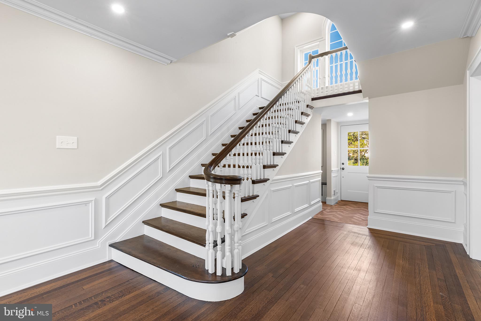 CURRAN TERRACE - Residential