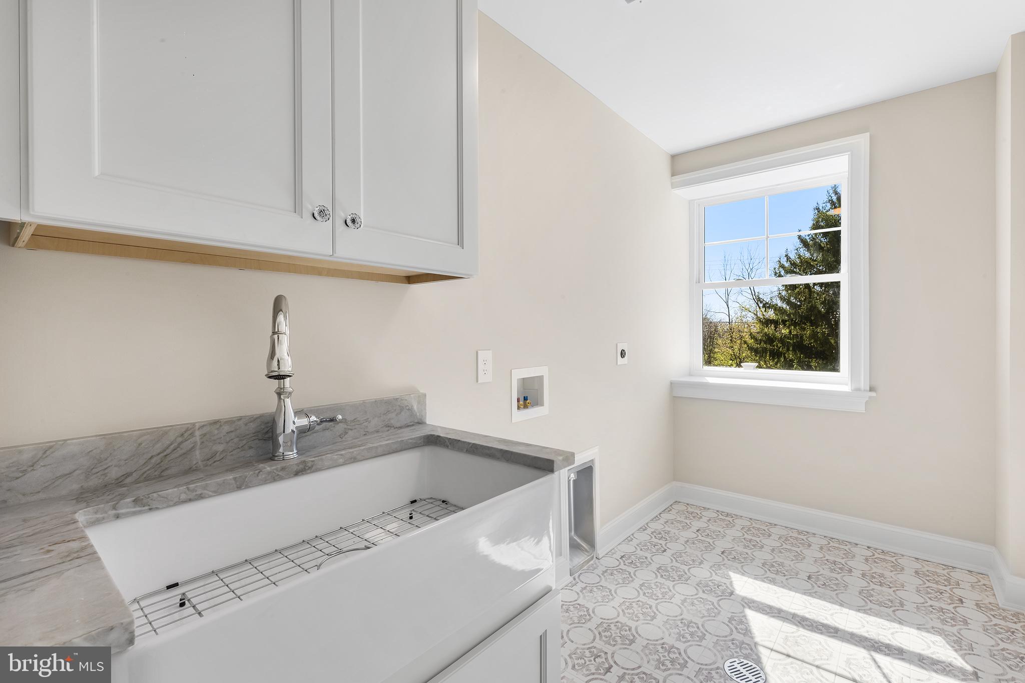 CURRAN TERRACE - Residential
