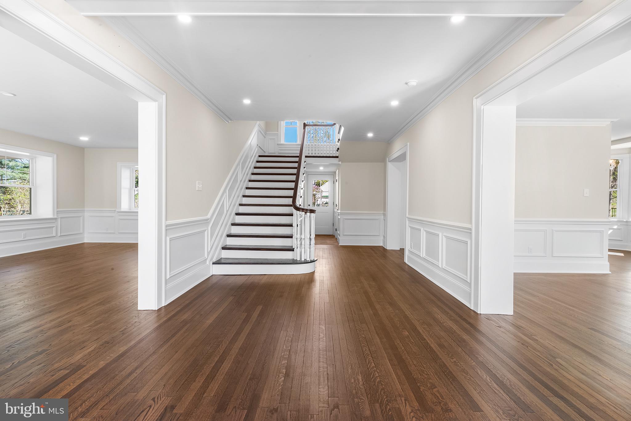 CURRAN TERRACE - Residential