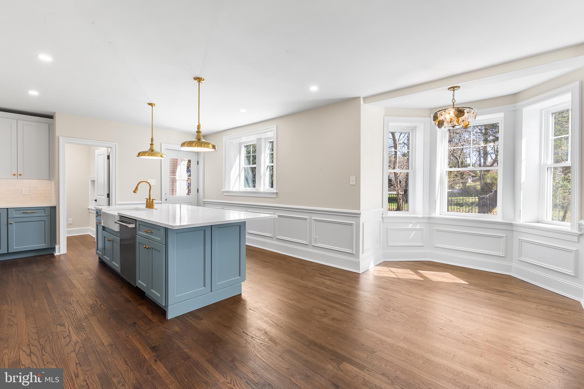 CURRAN TERRACE - Residential