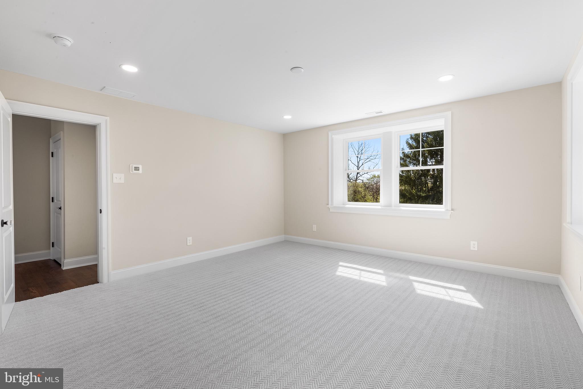 CURRAN TERRACE - Residential