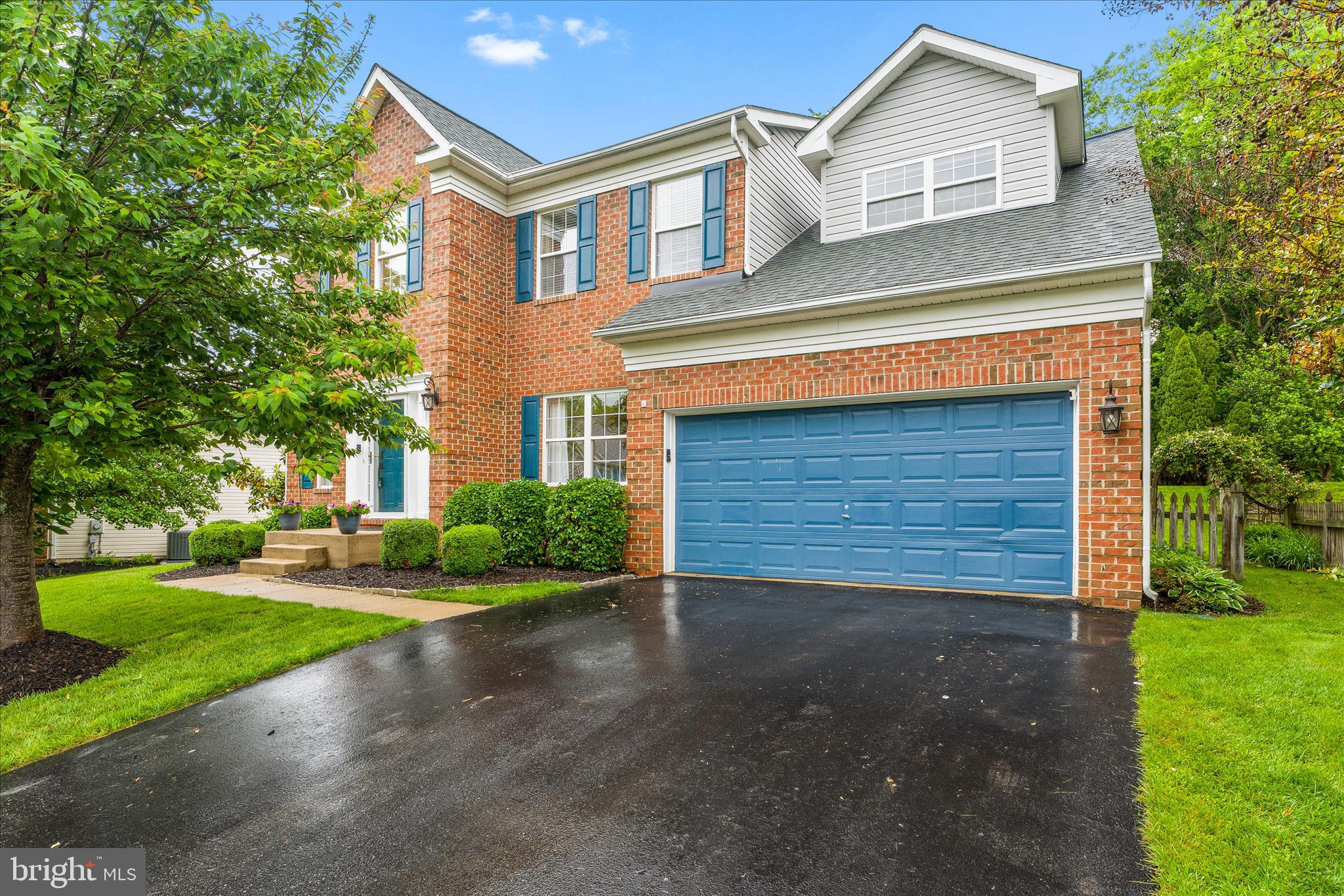 WINDING RIDGE - Residential