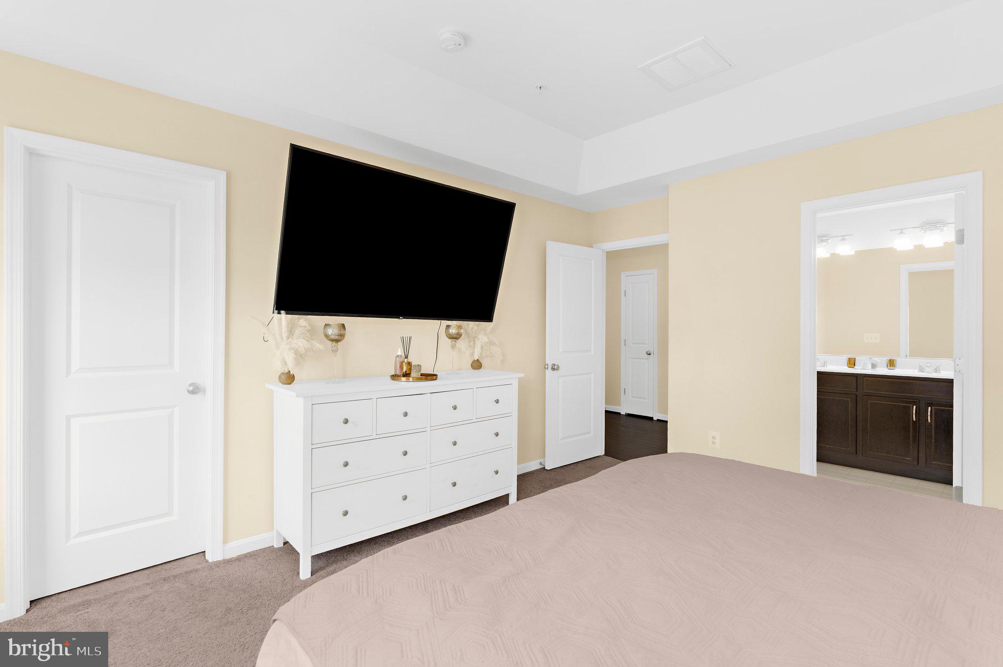 STEEPLECHASE - Residential