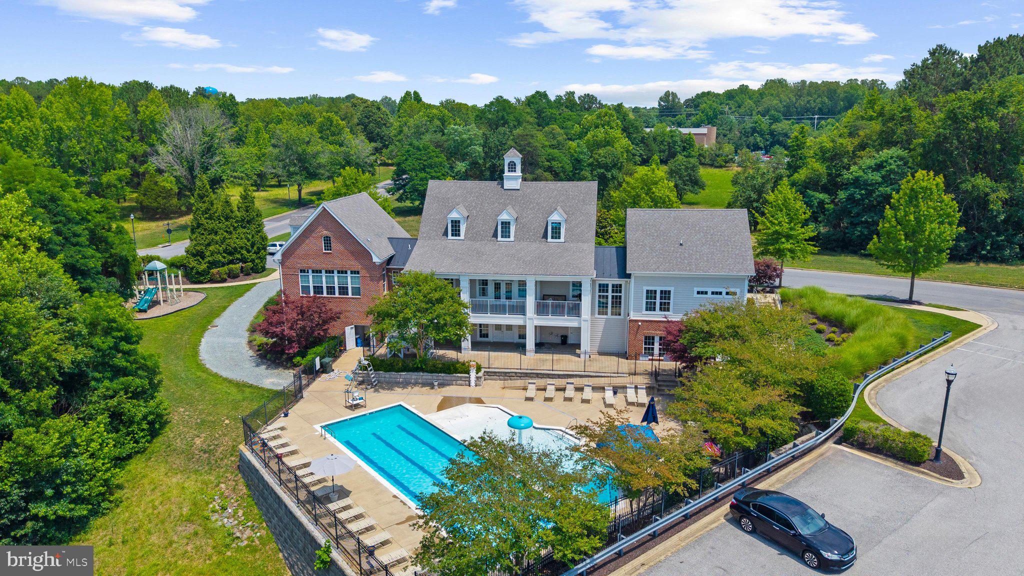 STEEPLECHASE - Residential