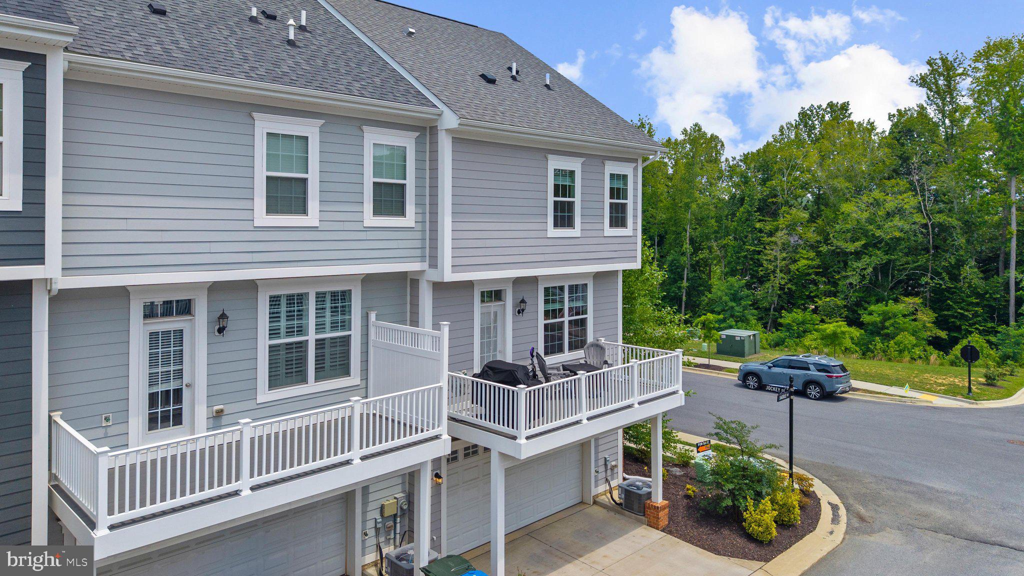 STEEPLECHASE - Residential