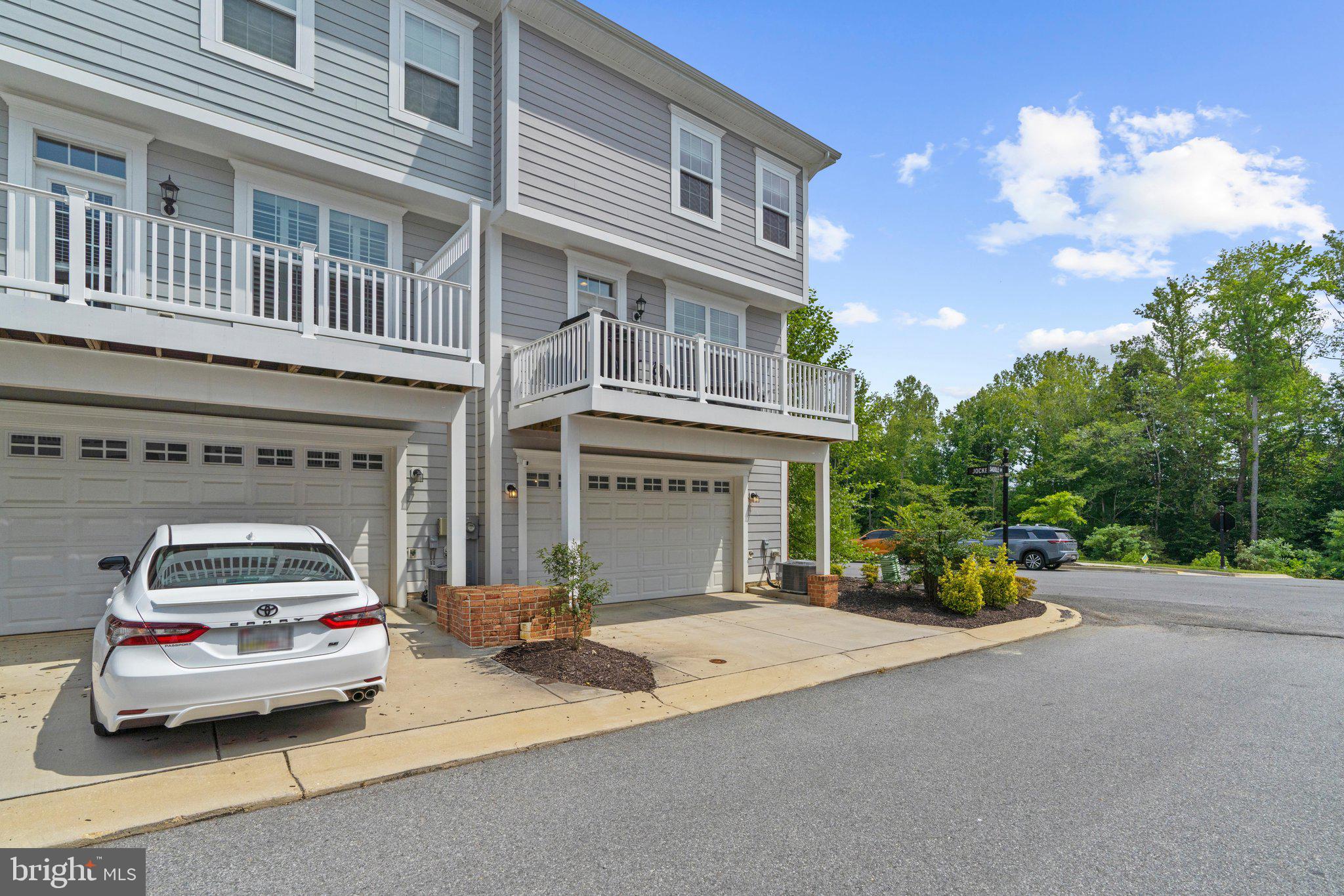 STEEPLECHASE - Residential