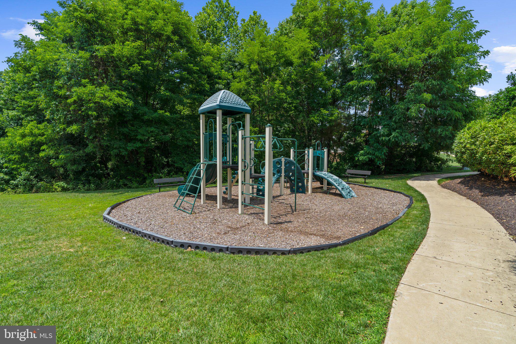 STEEPLECHASE - Residential