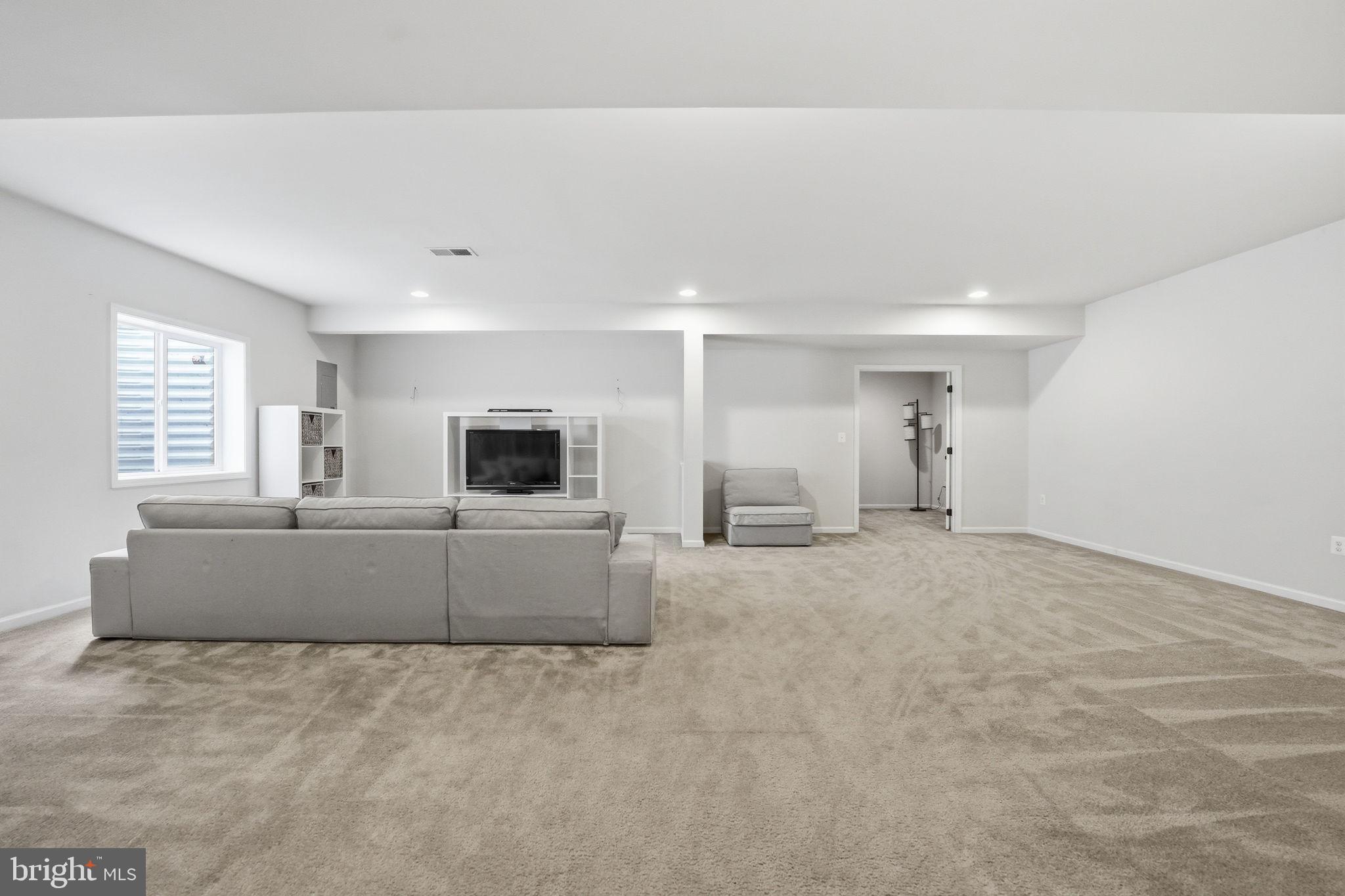 DOMINION VALLEY COUNTRY CLUB - Residential