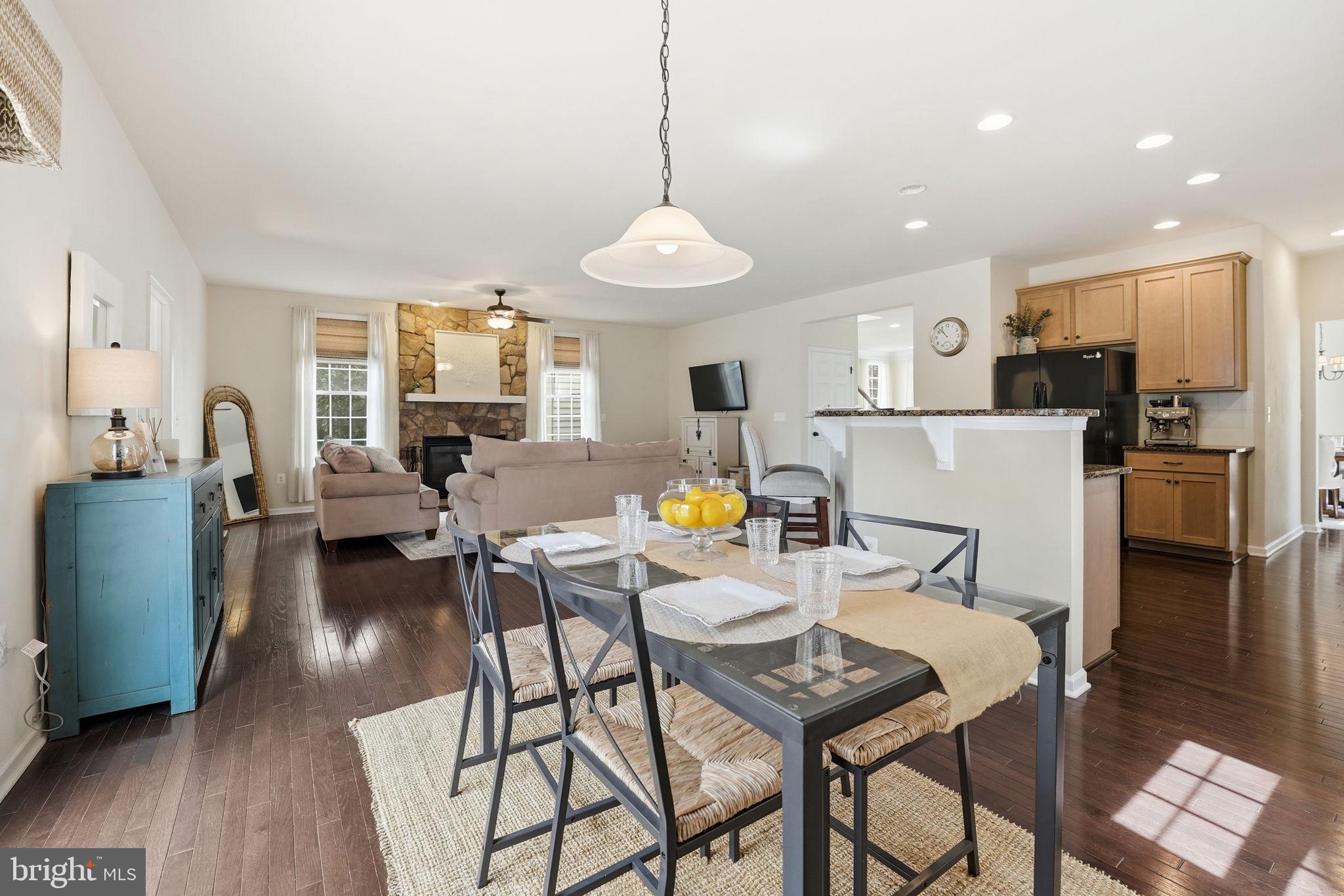 DOMINION VALLEY COUNTRY CLUB - Residential