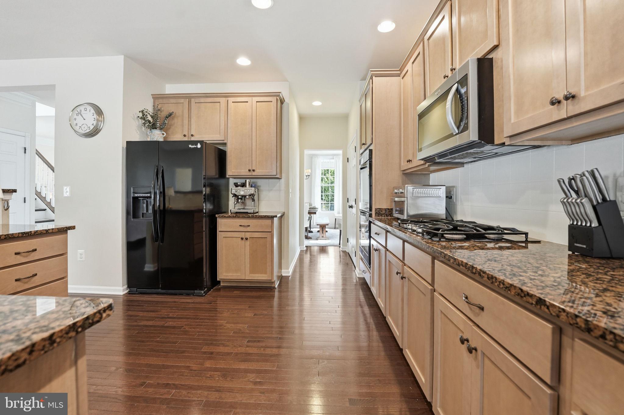 DOMINION VALLEY COUNTRY CLUB - Residential