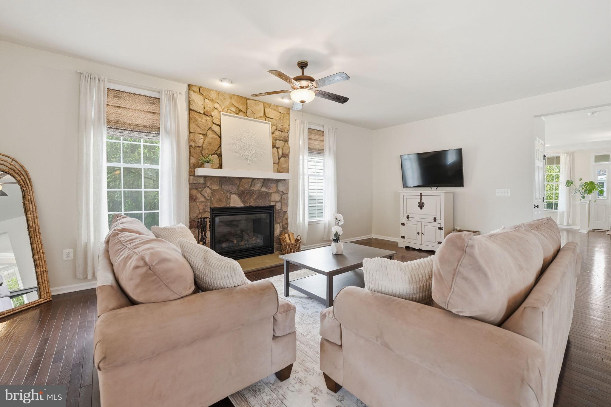 DOMINION VALLEY COUNTRY CLUB - Residential