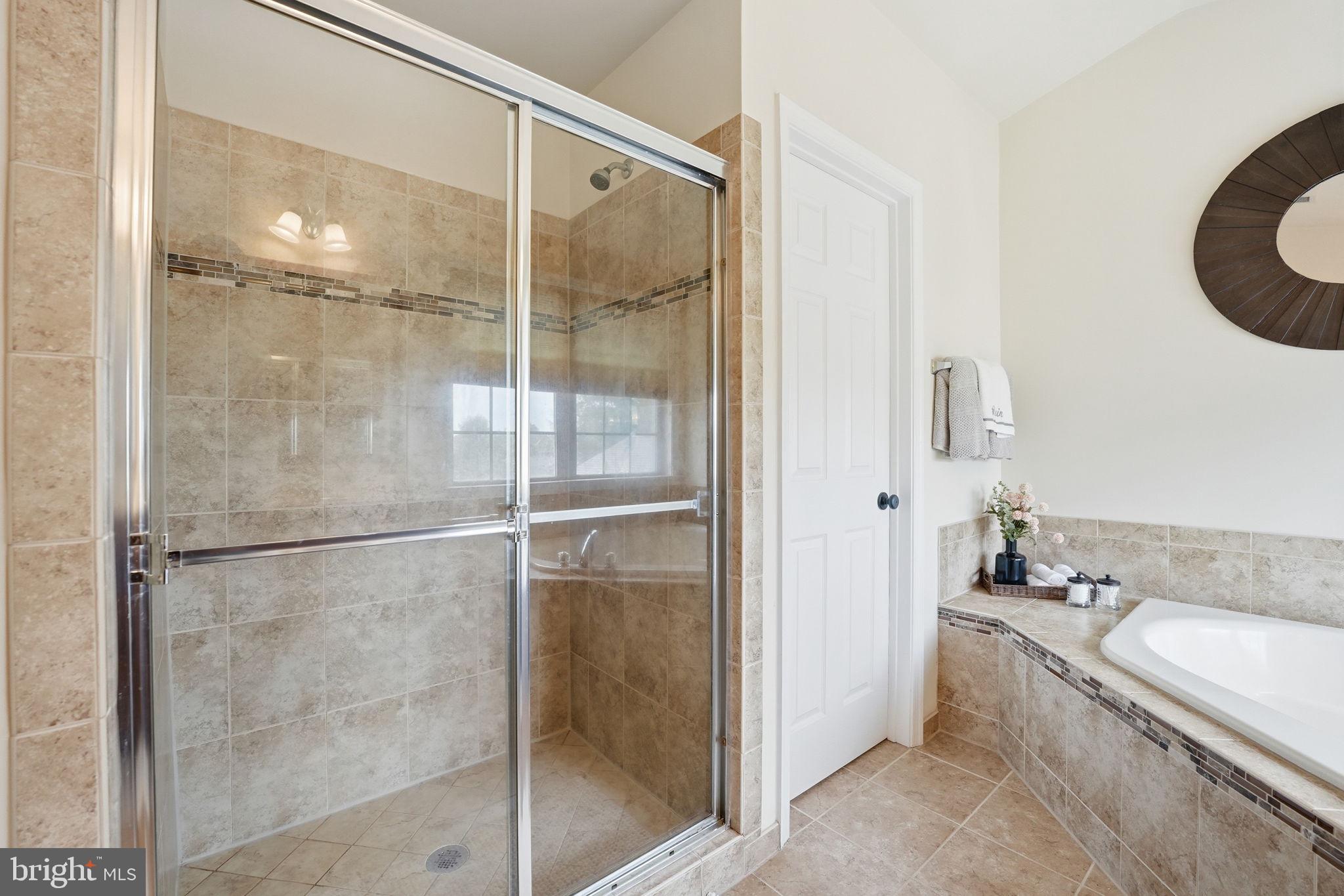 DOMINION VALLEY COUNTRY CLUB - Residential