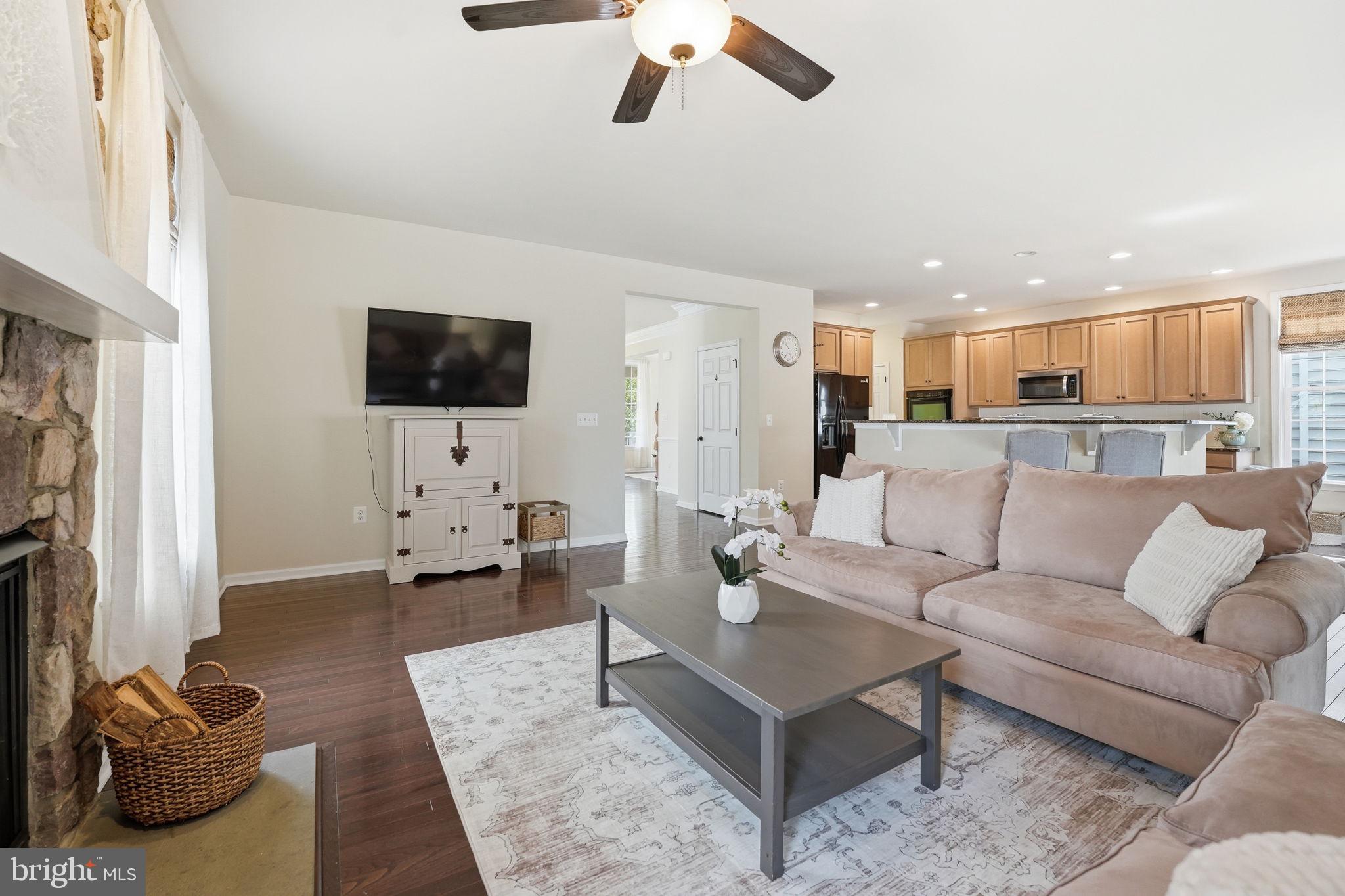 DOMINION VALLEY COUNTRY CLUB - Residential