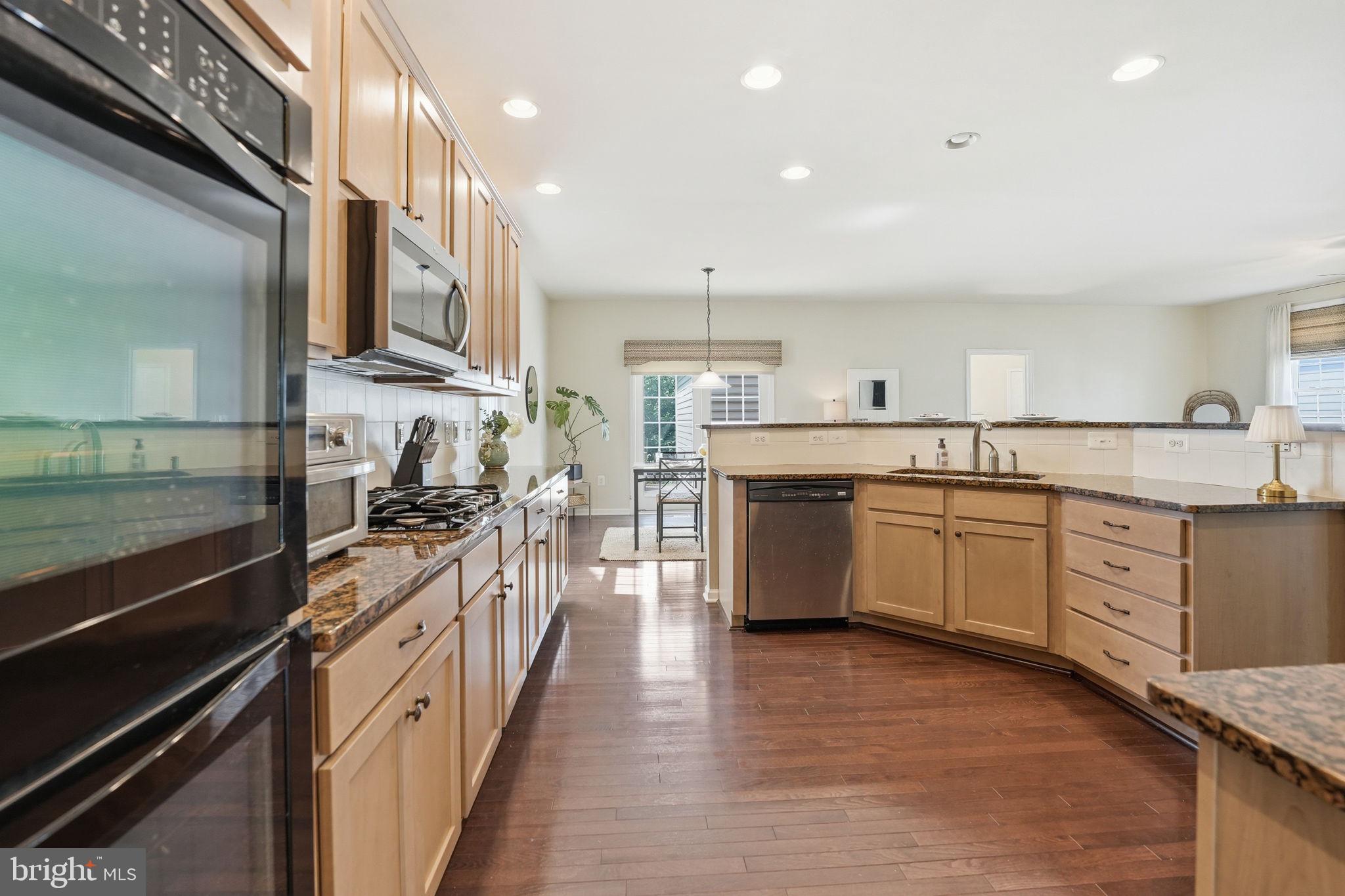 DOMINION VALLEY COUNTRY CLUB - Residential