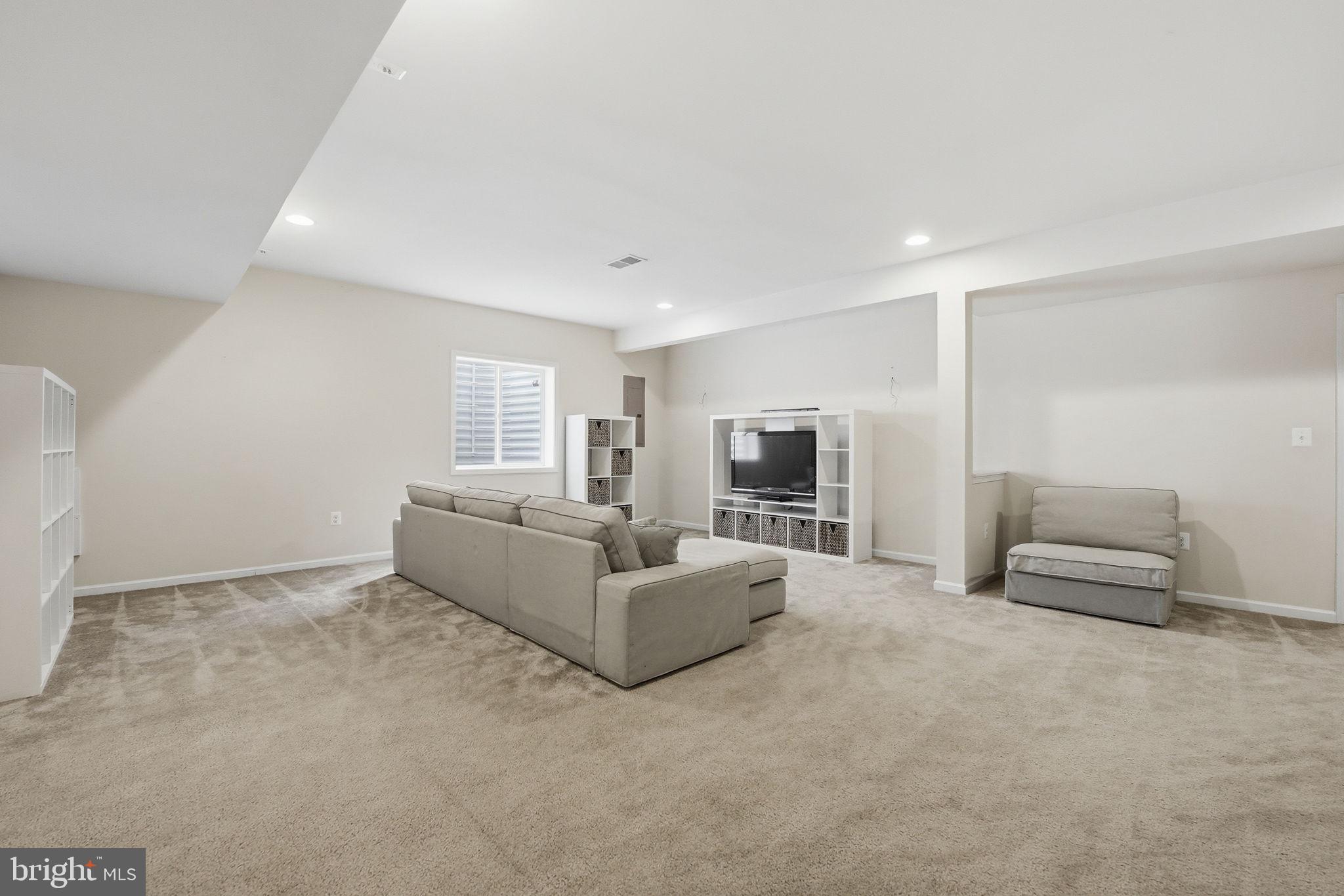 DOMINION VALLEY COUNTRY CLUB - Residential