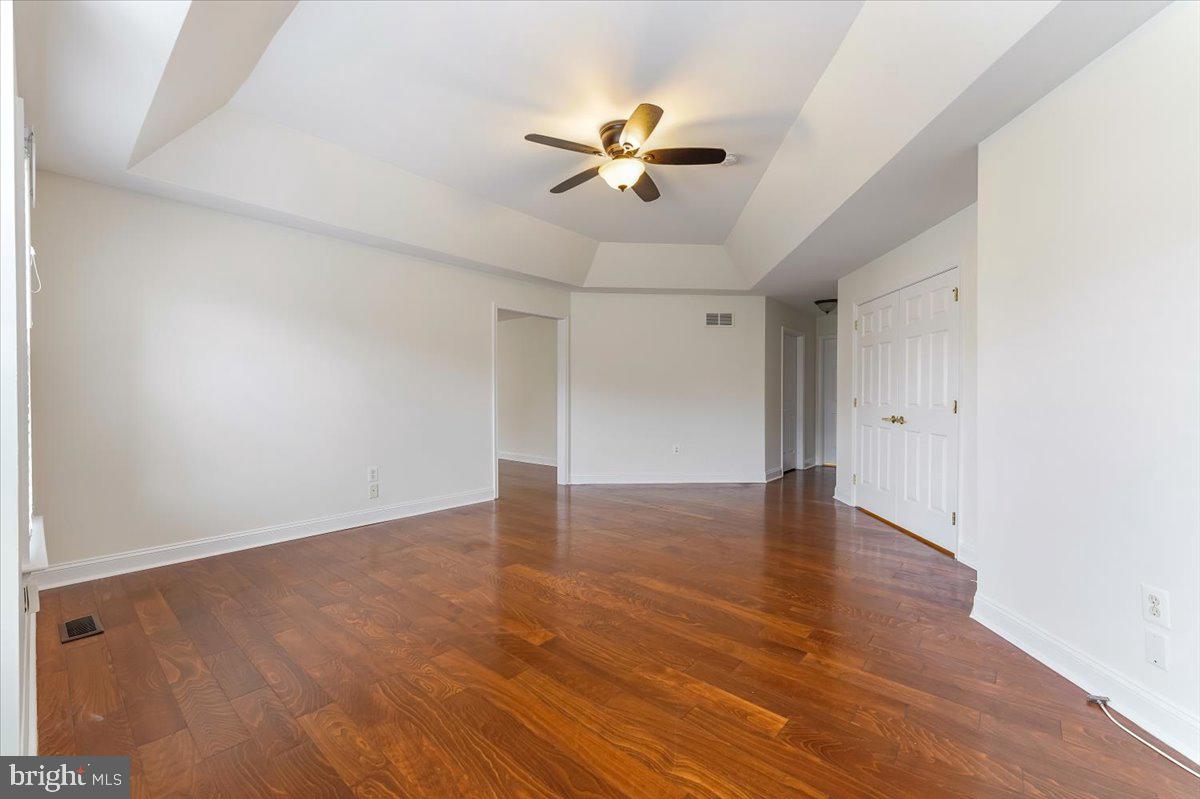 VALLEYBROOKE CHASE - Residential