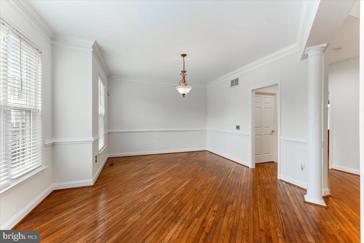 VALLEYBROOKE CHASE - Residential