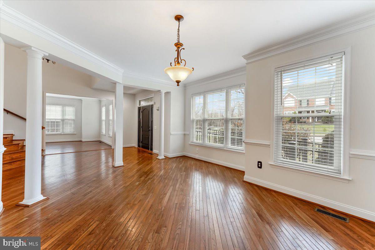 VALLEYBROOKE CHASE - Residential
