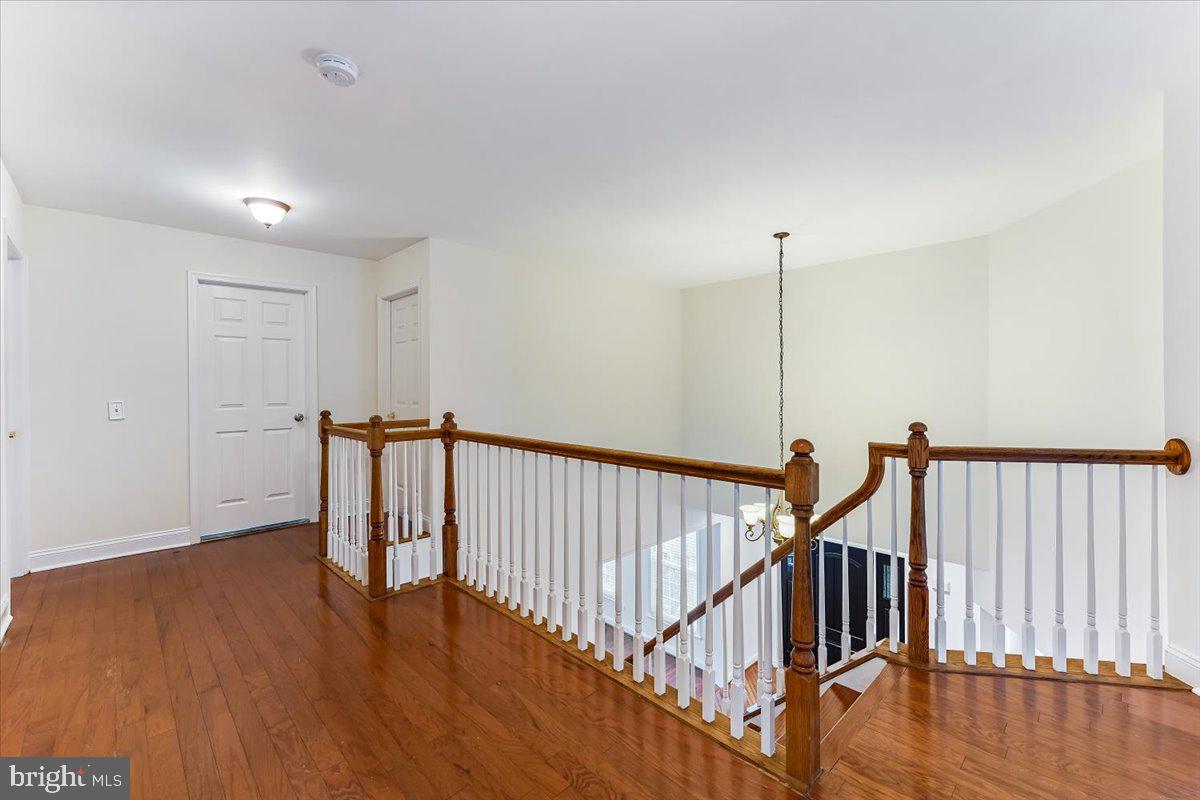 VALLEYBROOKE CHASE - Residential